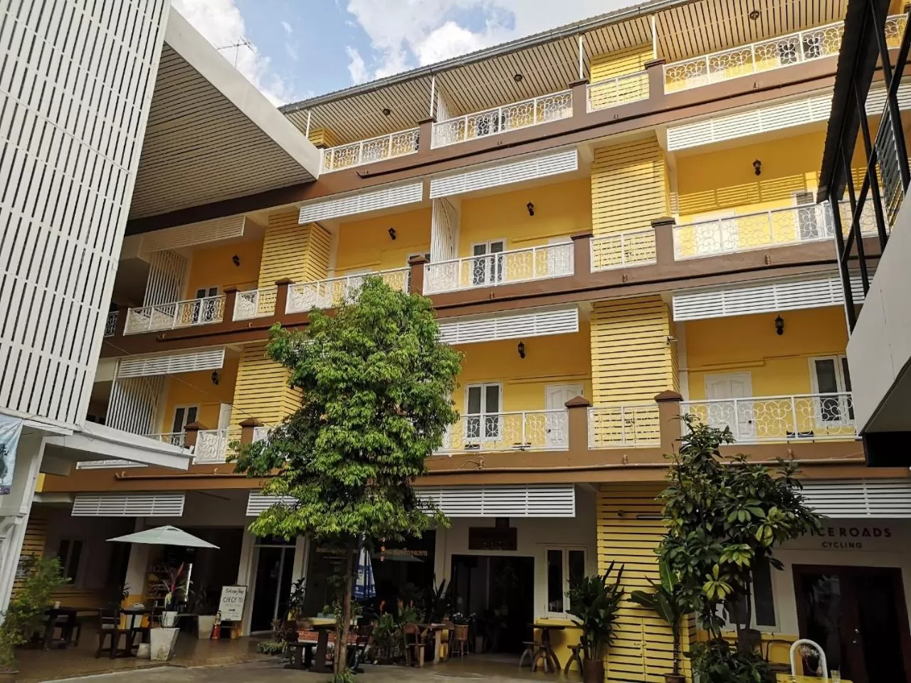 Excel Hotel Bangkok former Sri Krungthep Hotel