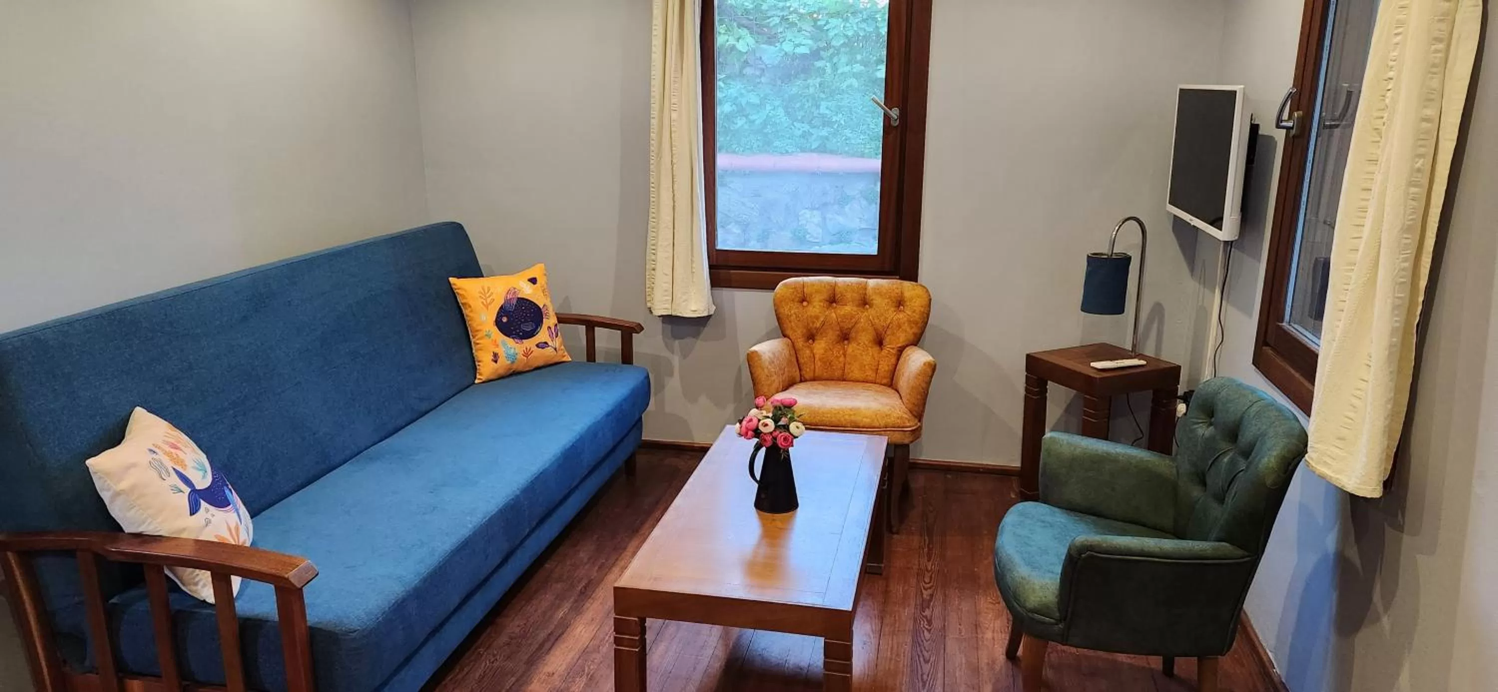 Photo of the whole room in Stone House Hotel