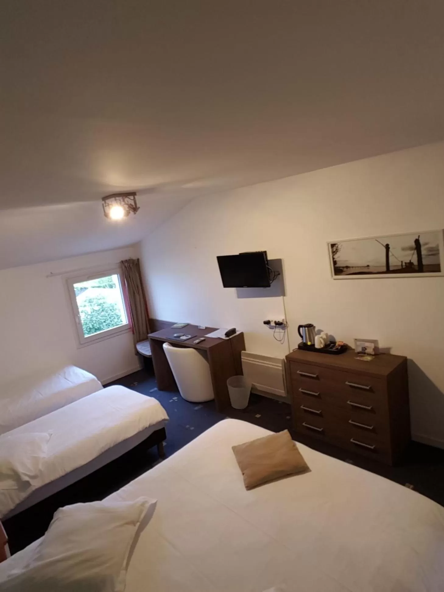 Bedroom, Room Photo in Hôtel Restaurant de l'Ecu