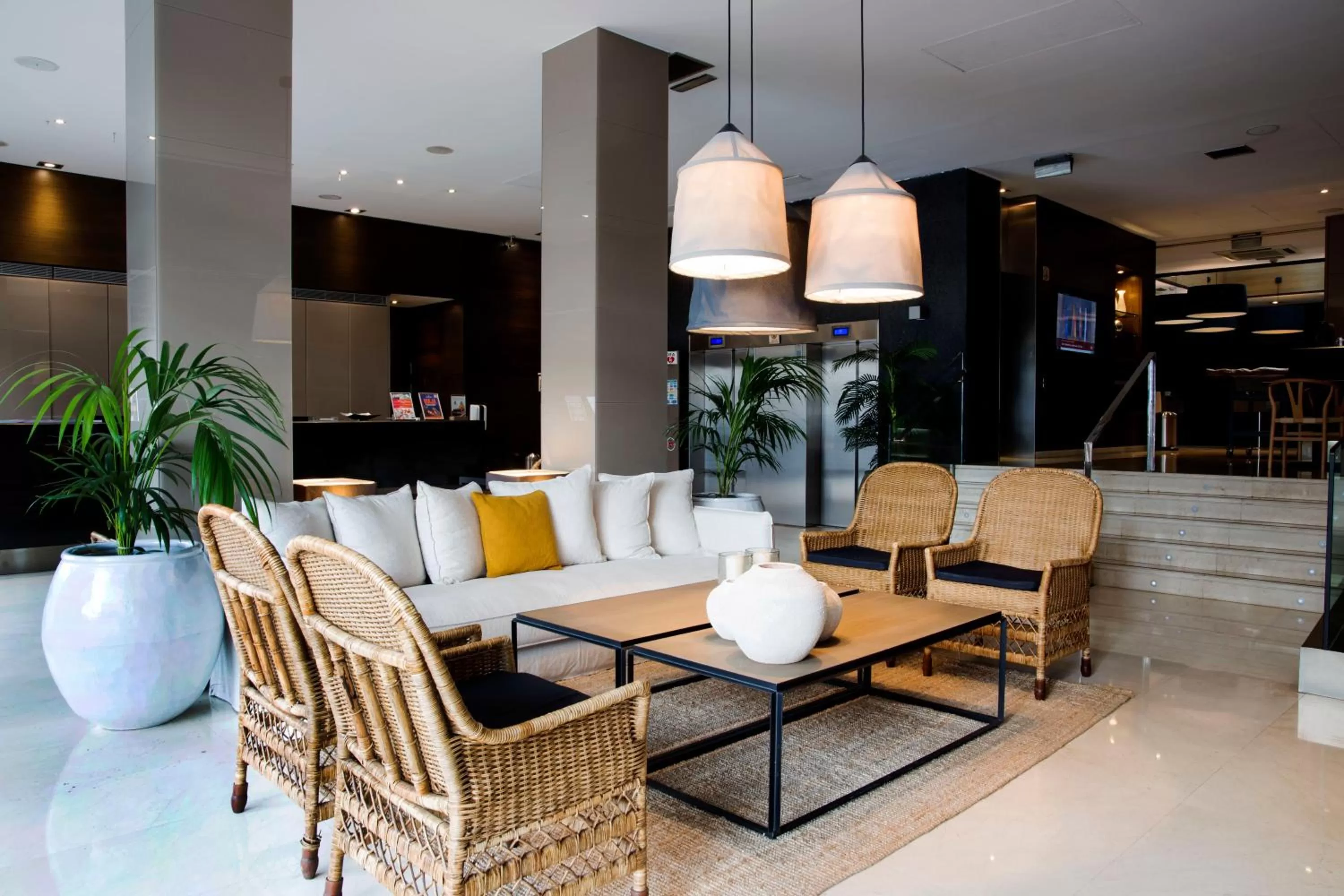 Lobby or reception in Zenit Valencia