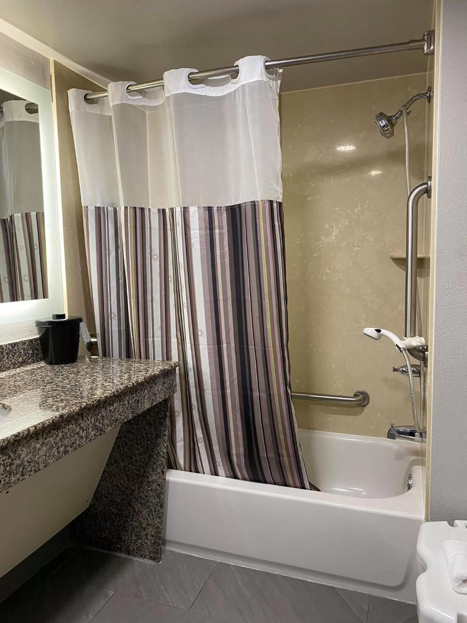 Shower in La Quinta by Wyndham Clarksville