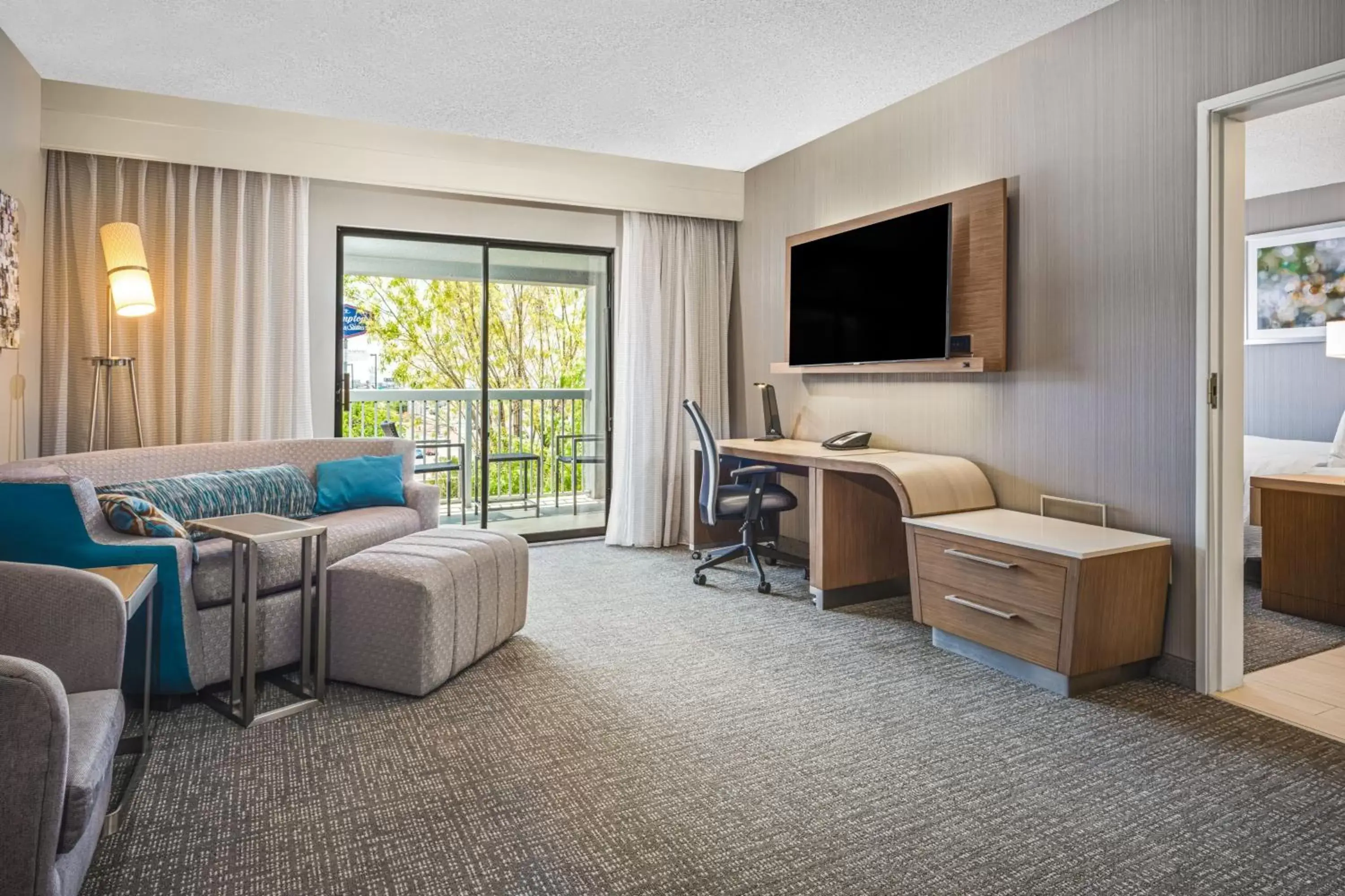 One-Bedroom King Suite with Sofa Bed in Courtyard El Paso Airport One-Bedroom King Suite with Sofa Bed in Courtyard El Paso Airport