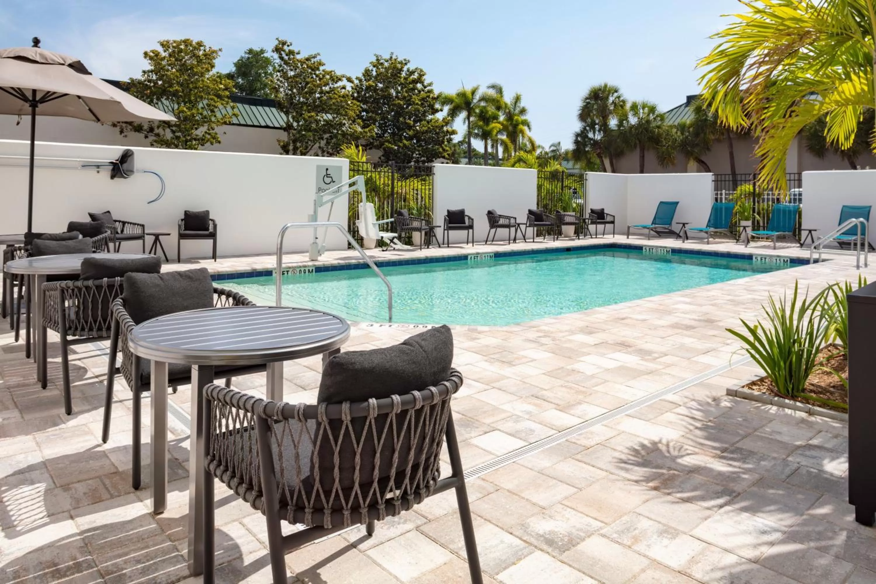 Swimming pool in TownePlace Suites by Marriott Tampa Clearwater