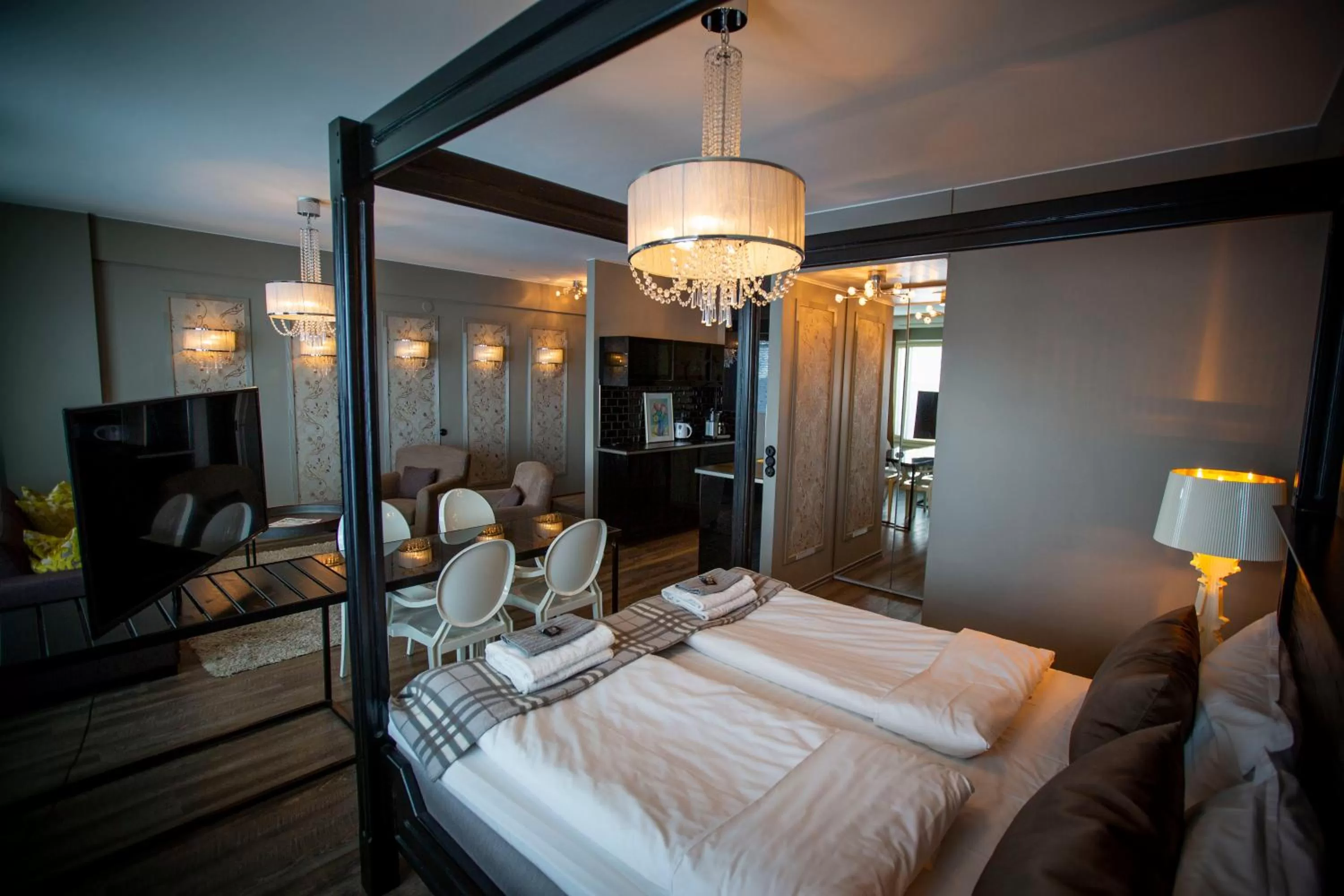 Photo of the whole room, Bed in Hotelli Olof