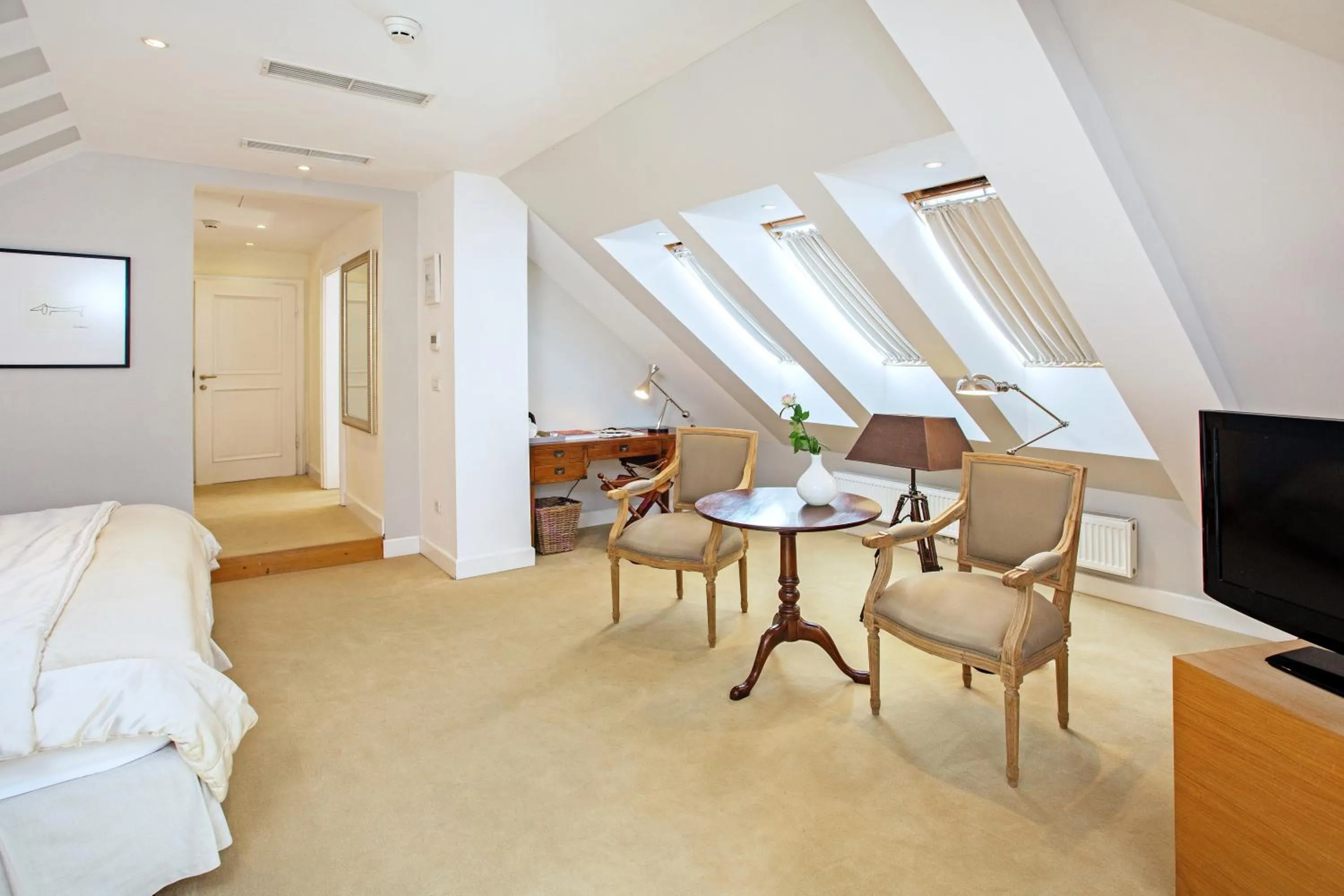 Bed in Lesar Hotel Angel - Member of Hip Hotels