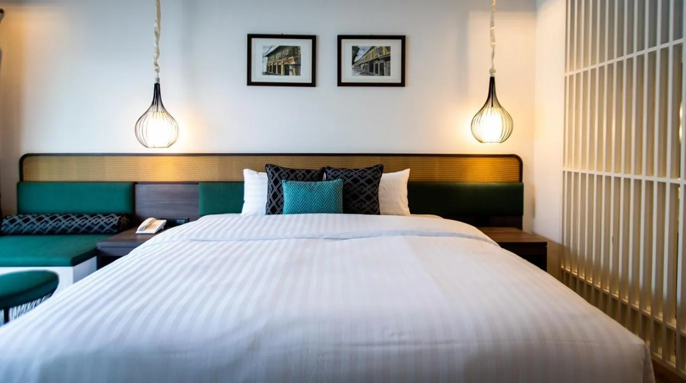 Bed in Chaanburi Boutique Resort