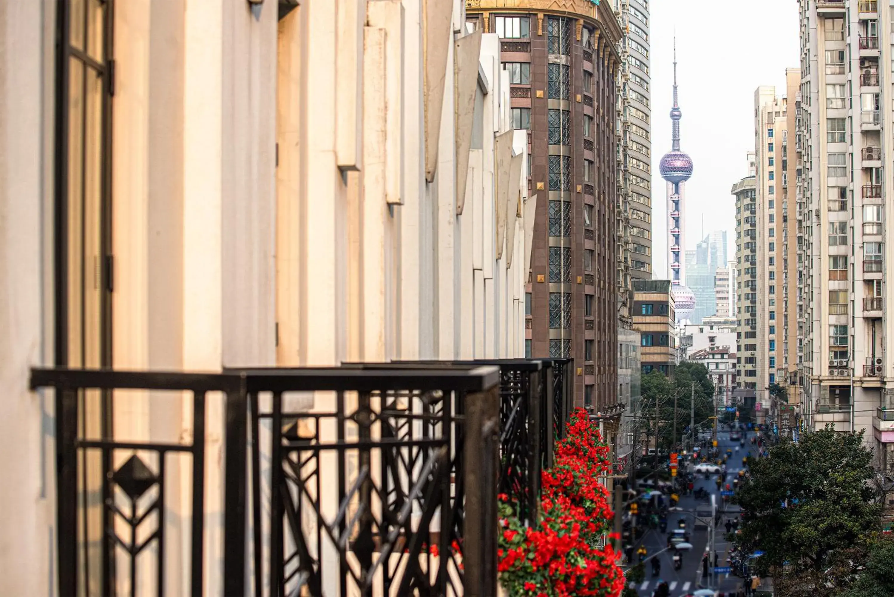 Nihong Balcony King Room - Welcome Benefits & Afternoon Tea *1 upon check in day per stay in The Yangtze Boutique Shanghai Nihong Balcony King Room - Welcome Benefits & Afternoon Tea *1 upon check in day per stay in The Yangtze Boutique Shanghai