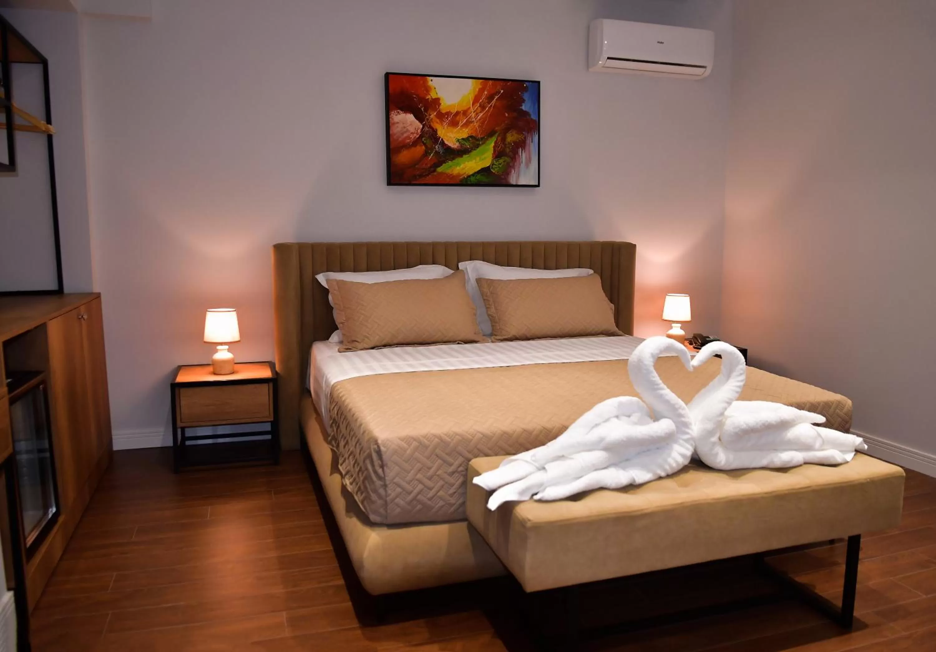 Bed in 313 Villa City Center Hotel