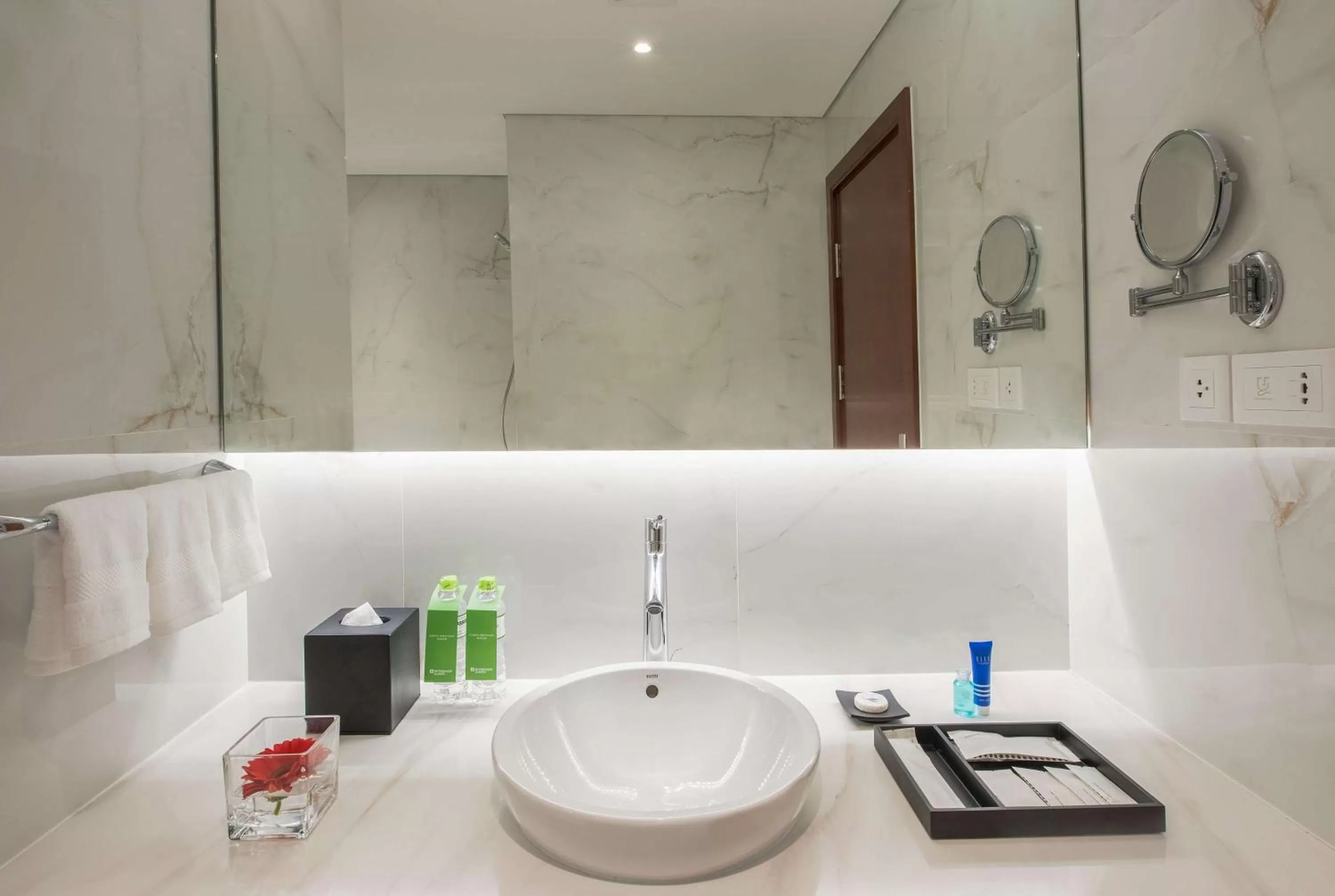 Photo of the whole room in Wyndham Garden Hanoi