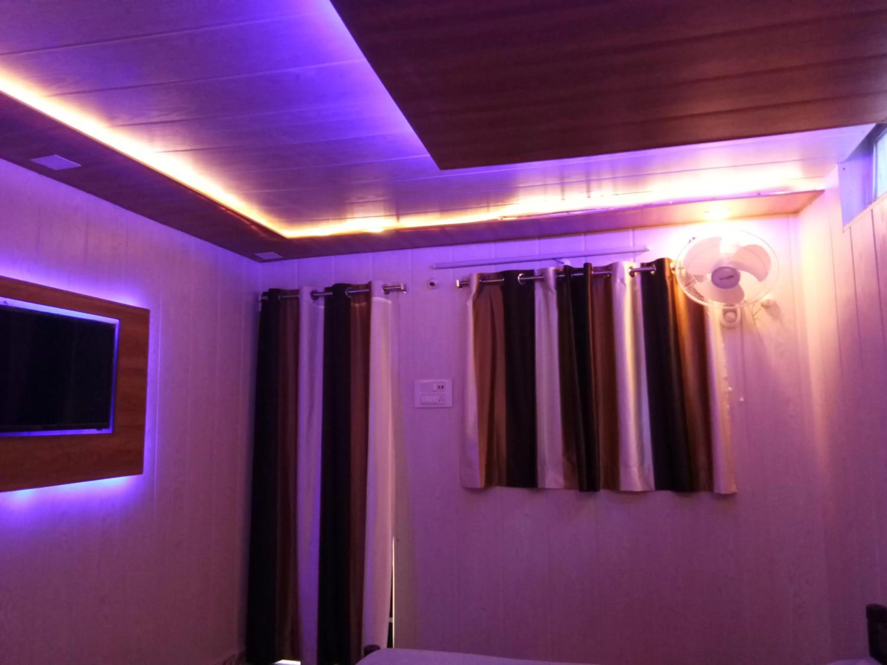 Bed in Haveli Taragarh Palace