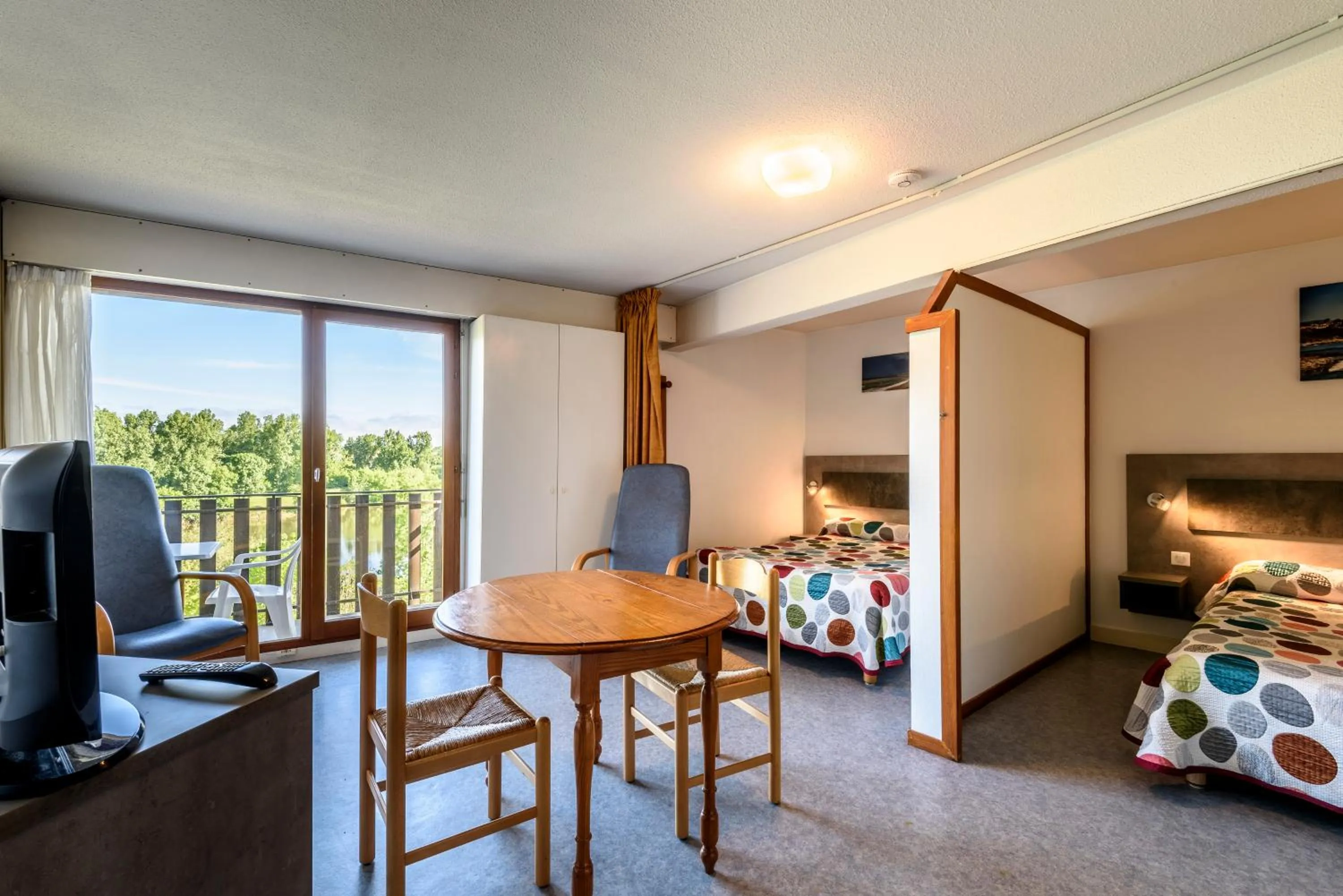 Photo of the whole room, Bed in Résidence Espace Thermal