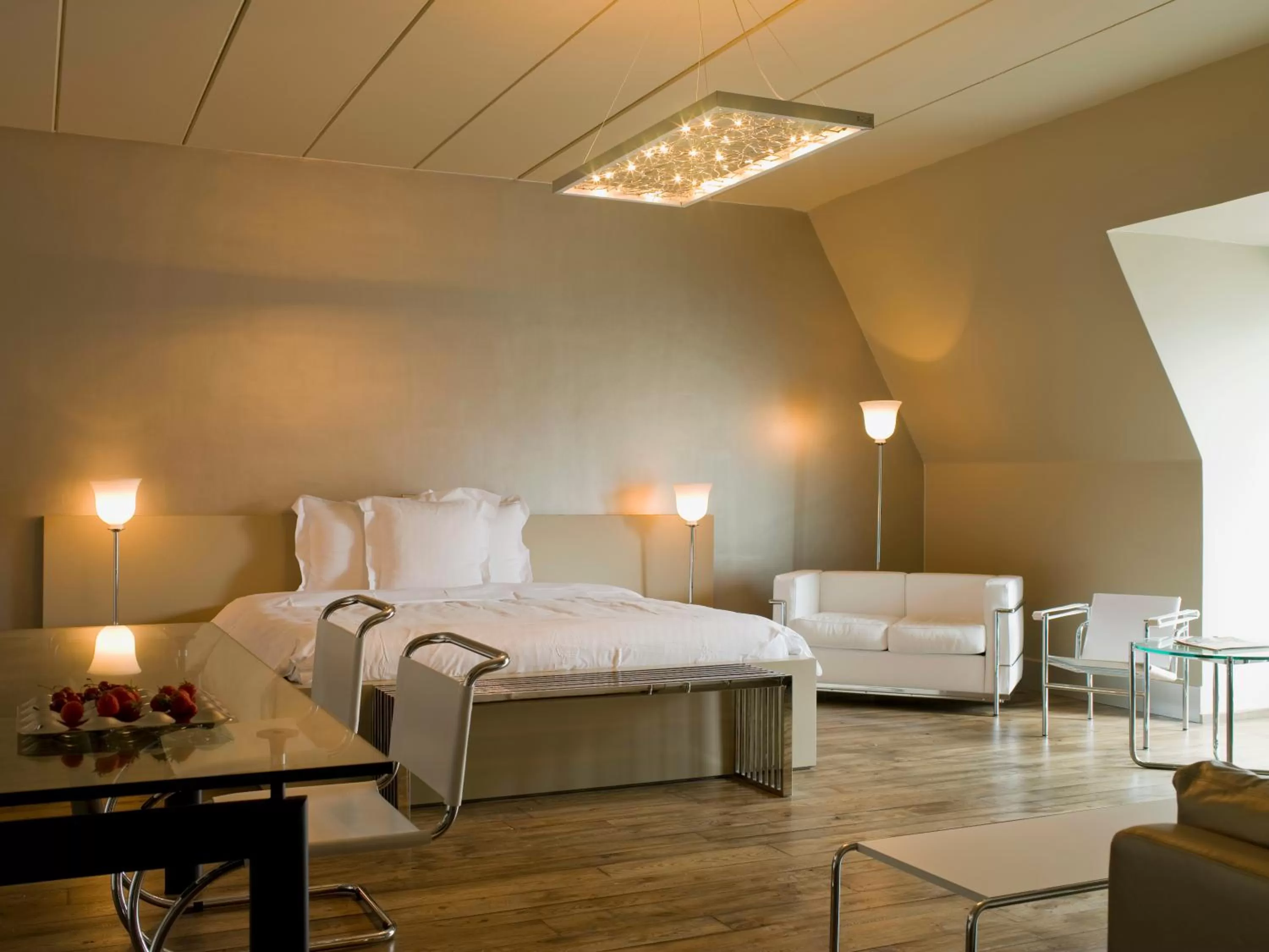 Bedroom, Bed in Hotel Recour