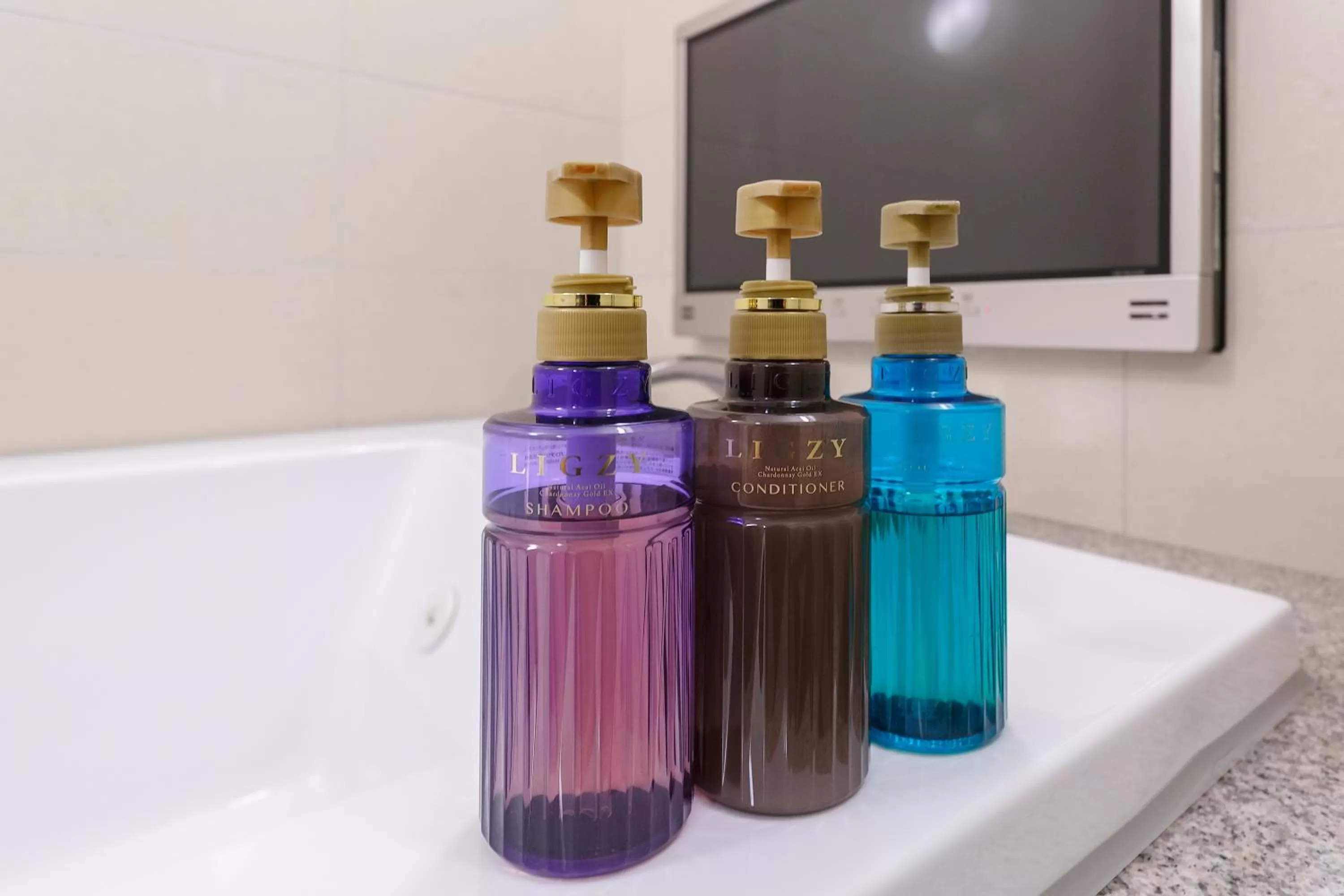 Bathroom in Lucky Sun