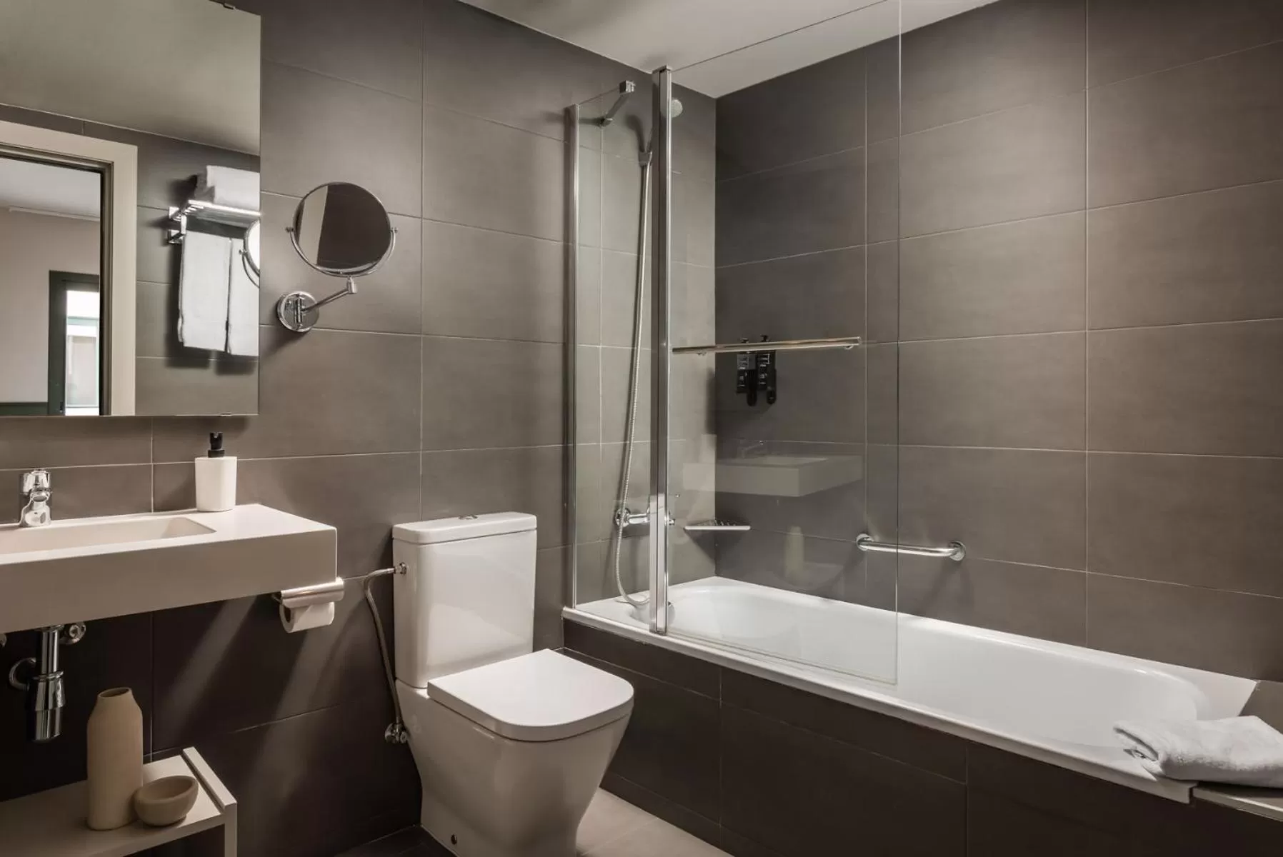 Bathroom in BYPILLOW Mothern