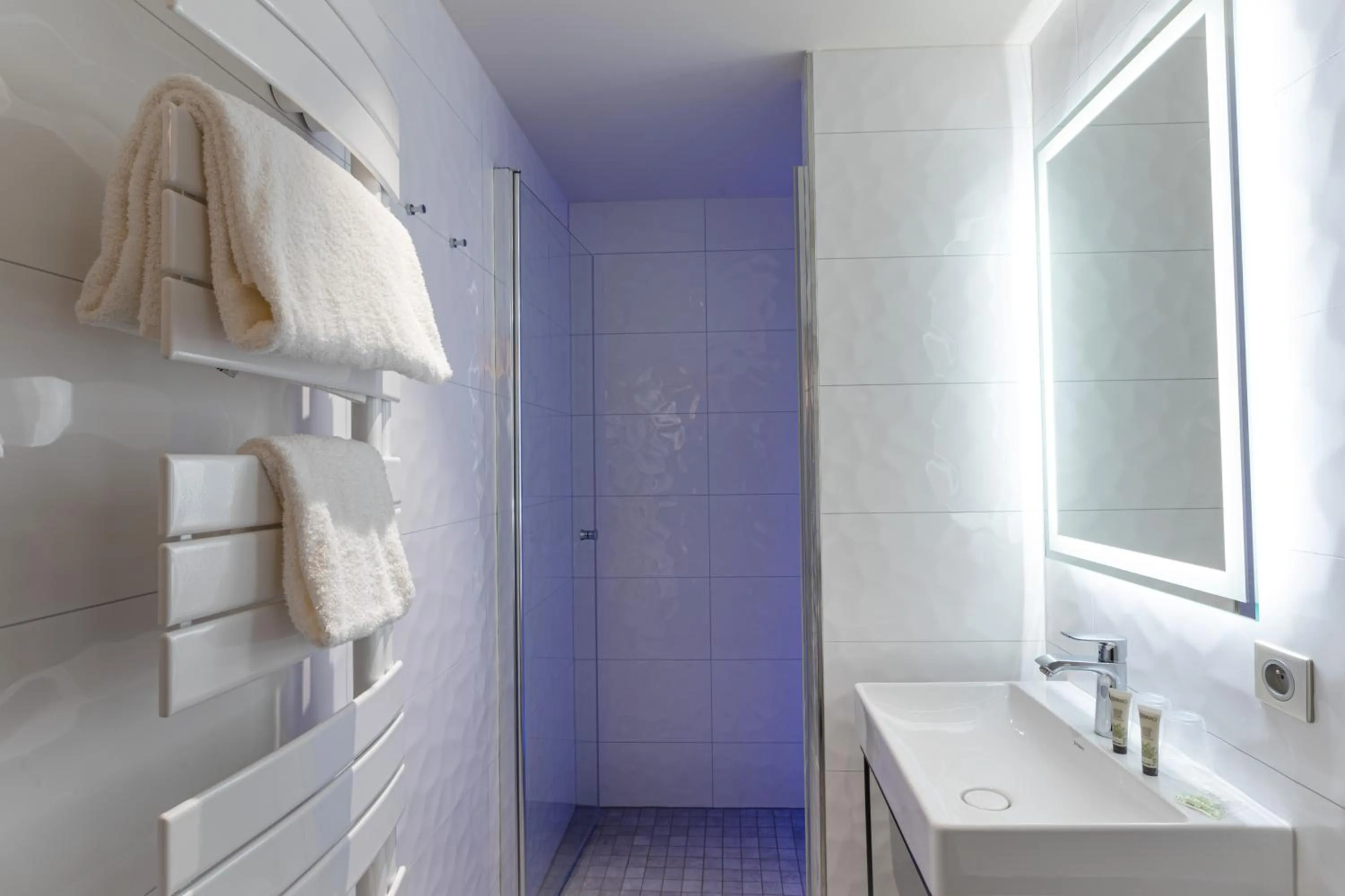 Shower in Europe Haguenau – Hotel & Spa
