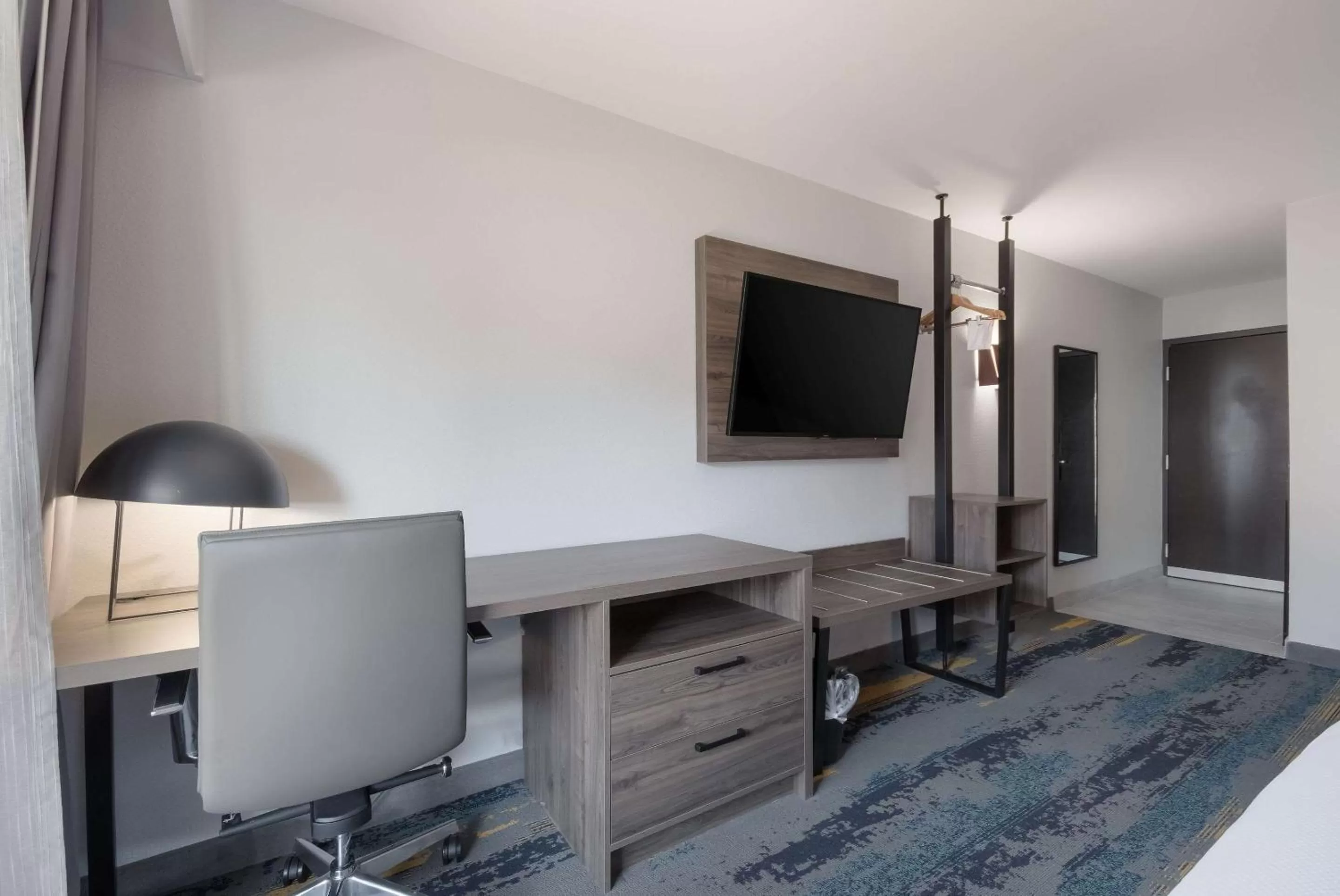 Bedroom in Clarion Pointe OKC Airport