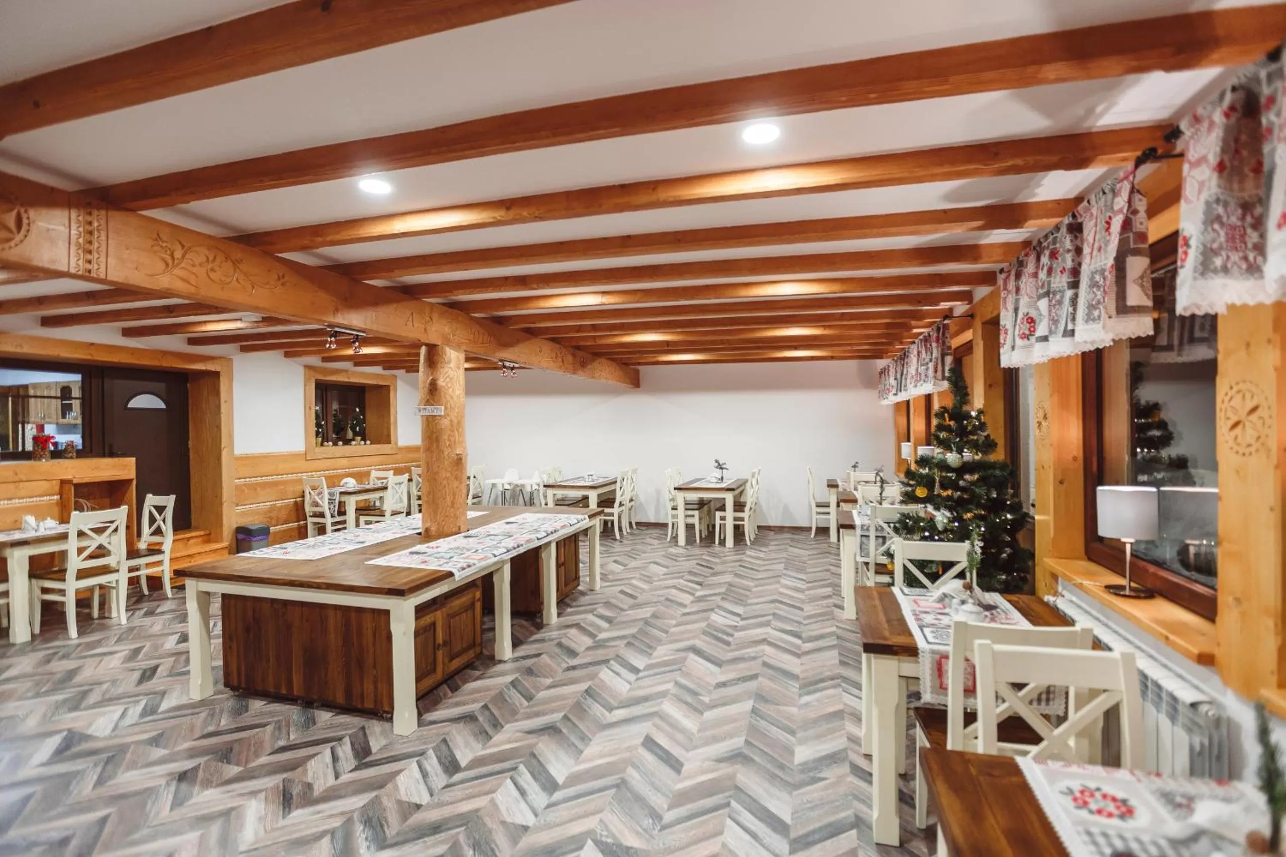 Dining area in Górskie Wspomnienie