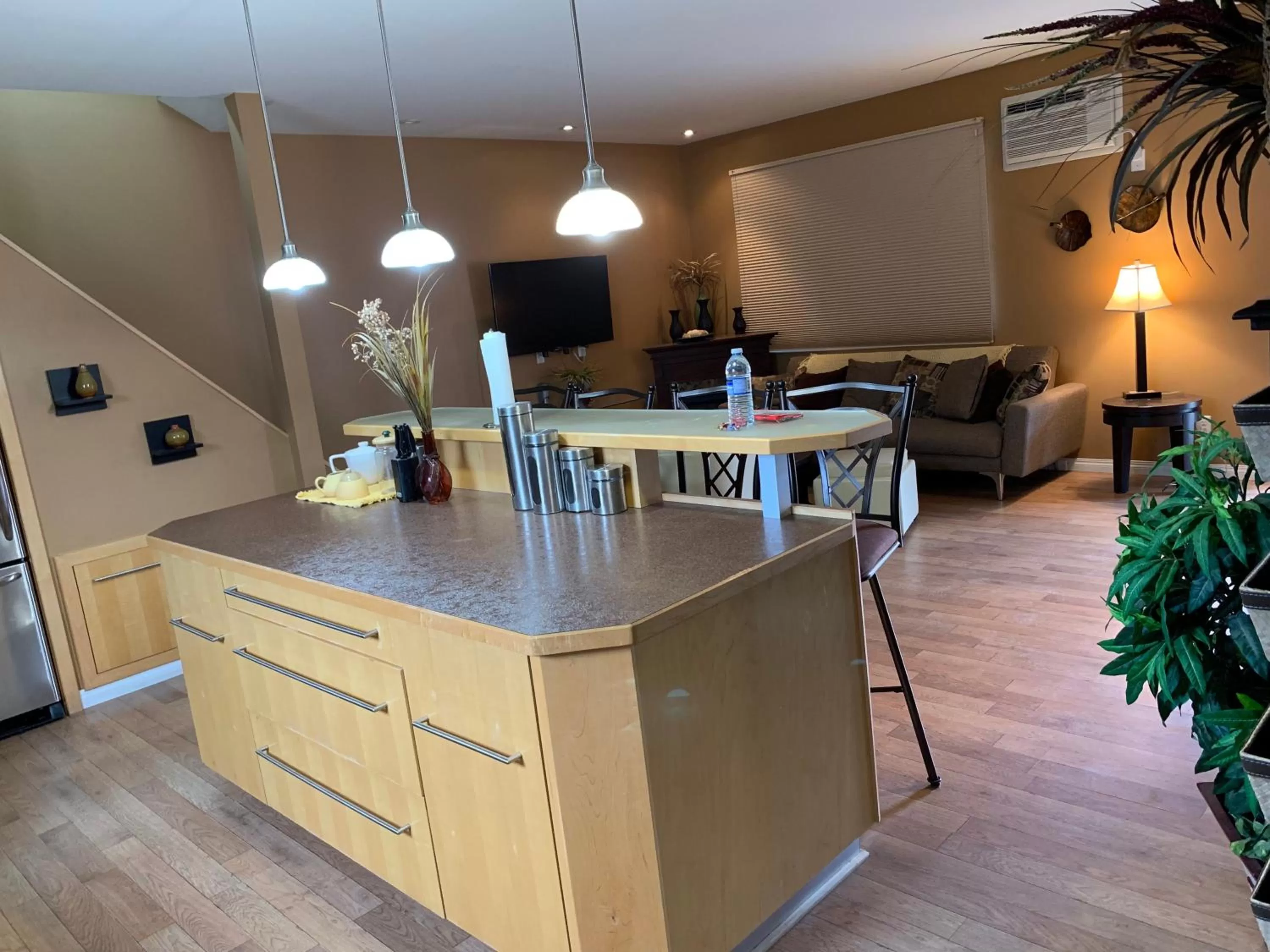 Living room in Dauphin Inn Express