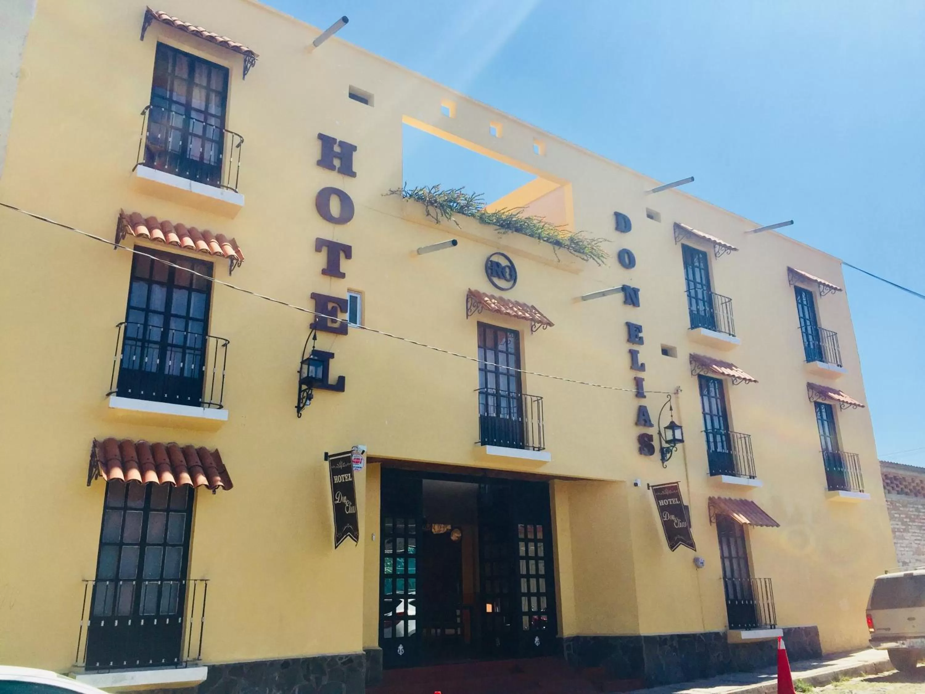 Property Building in Hotel Don Elias