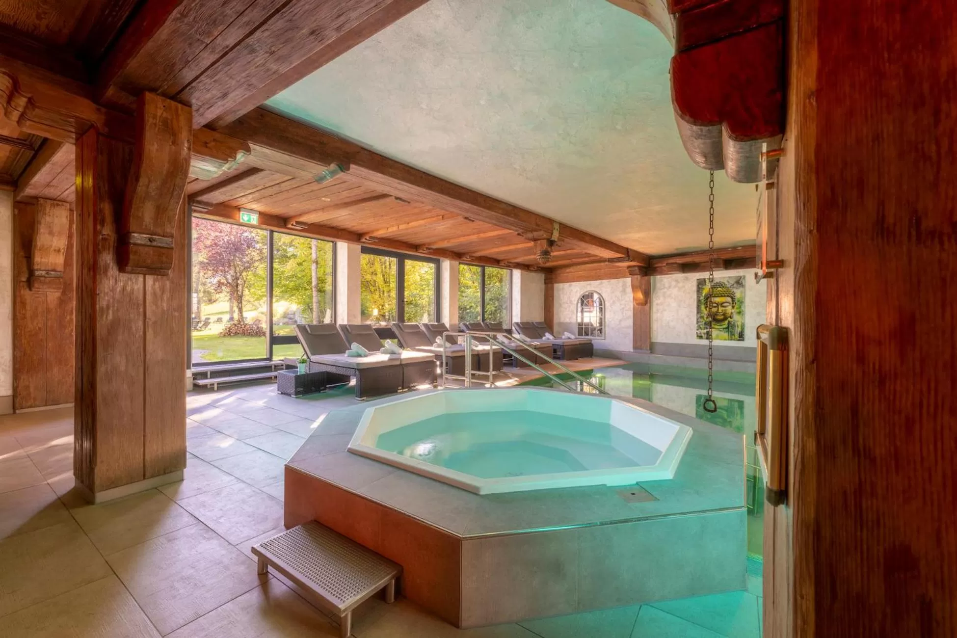 Pool view in Alpin & Wellness Resort Ludwig Royal