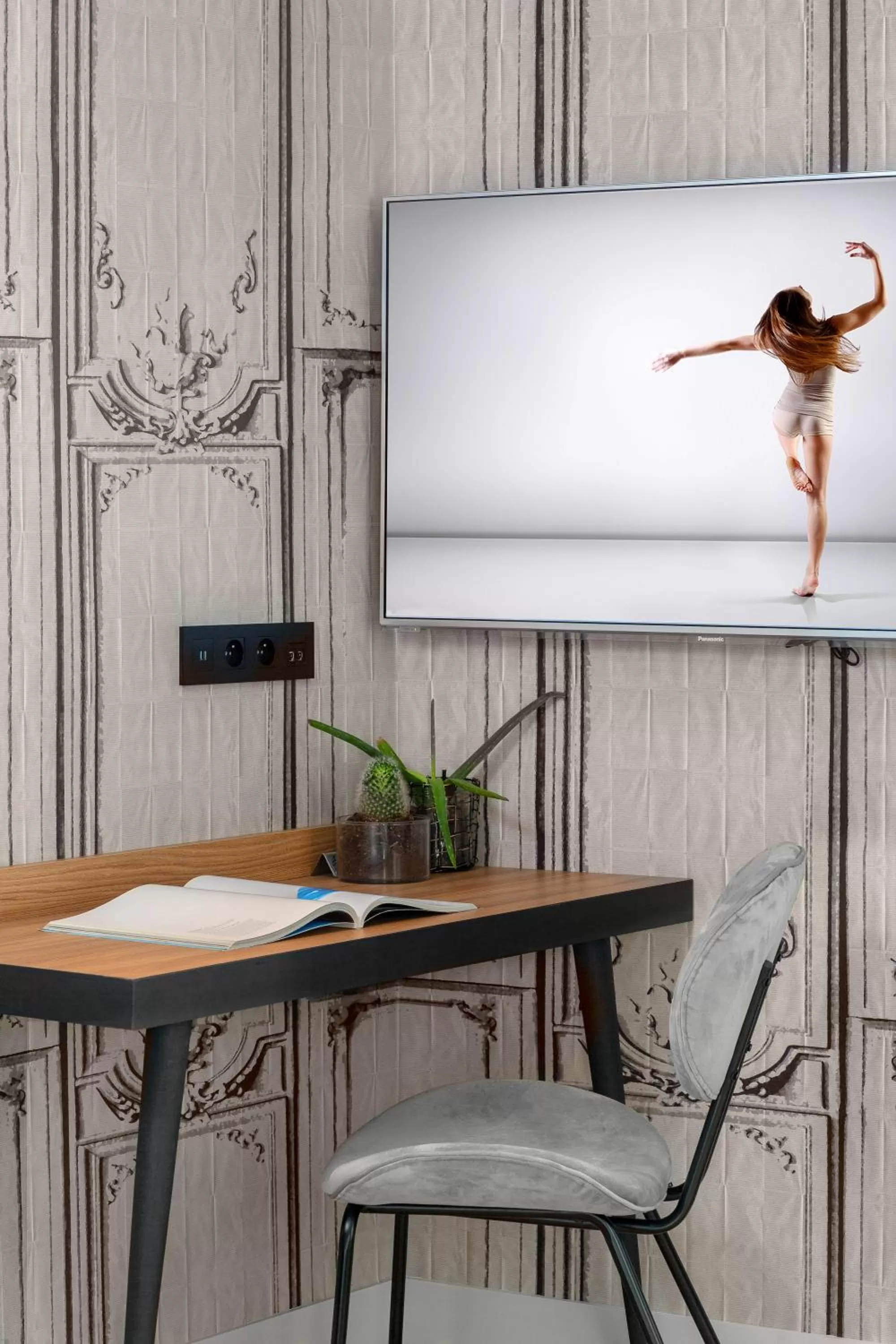 Decorative detail in Lyric Hotel Paris Opera