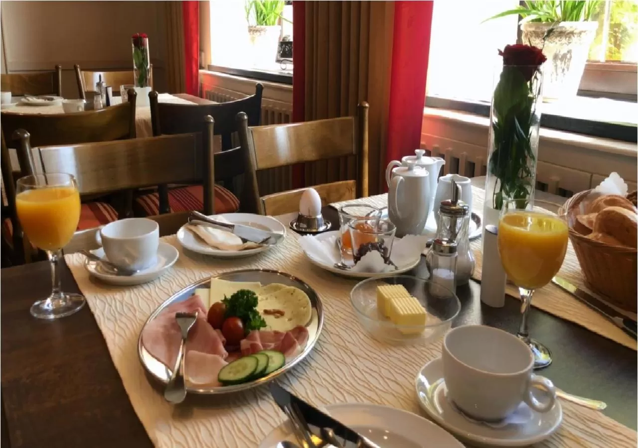 Breakfast in Hotel van Lendt garni