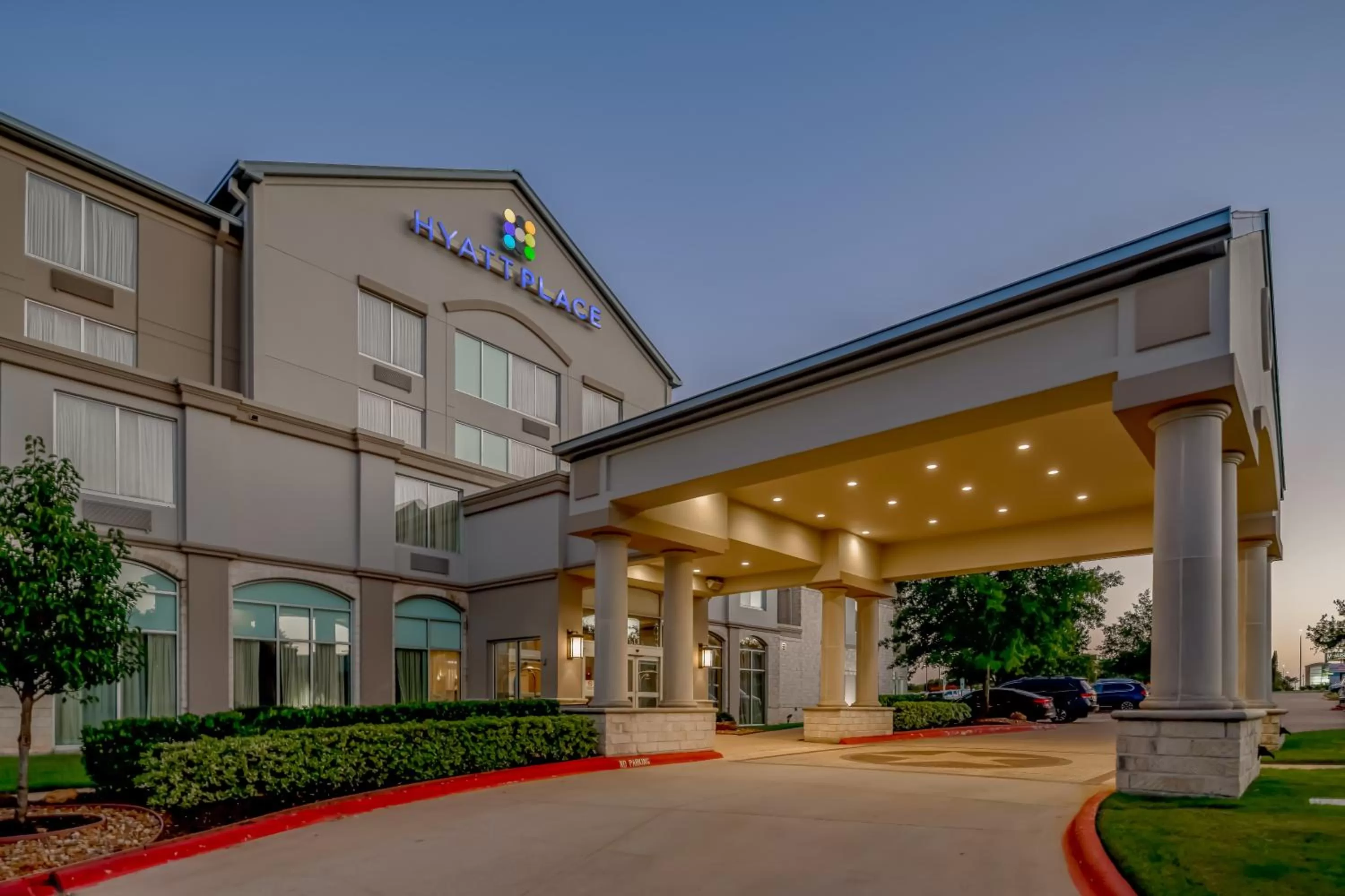 Property building in Hyatt Place College Station