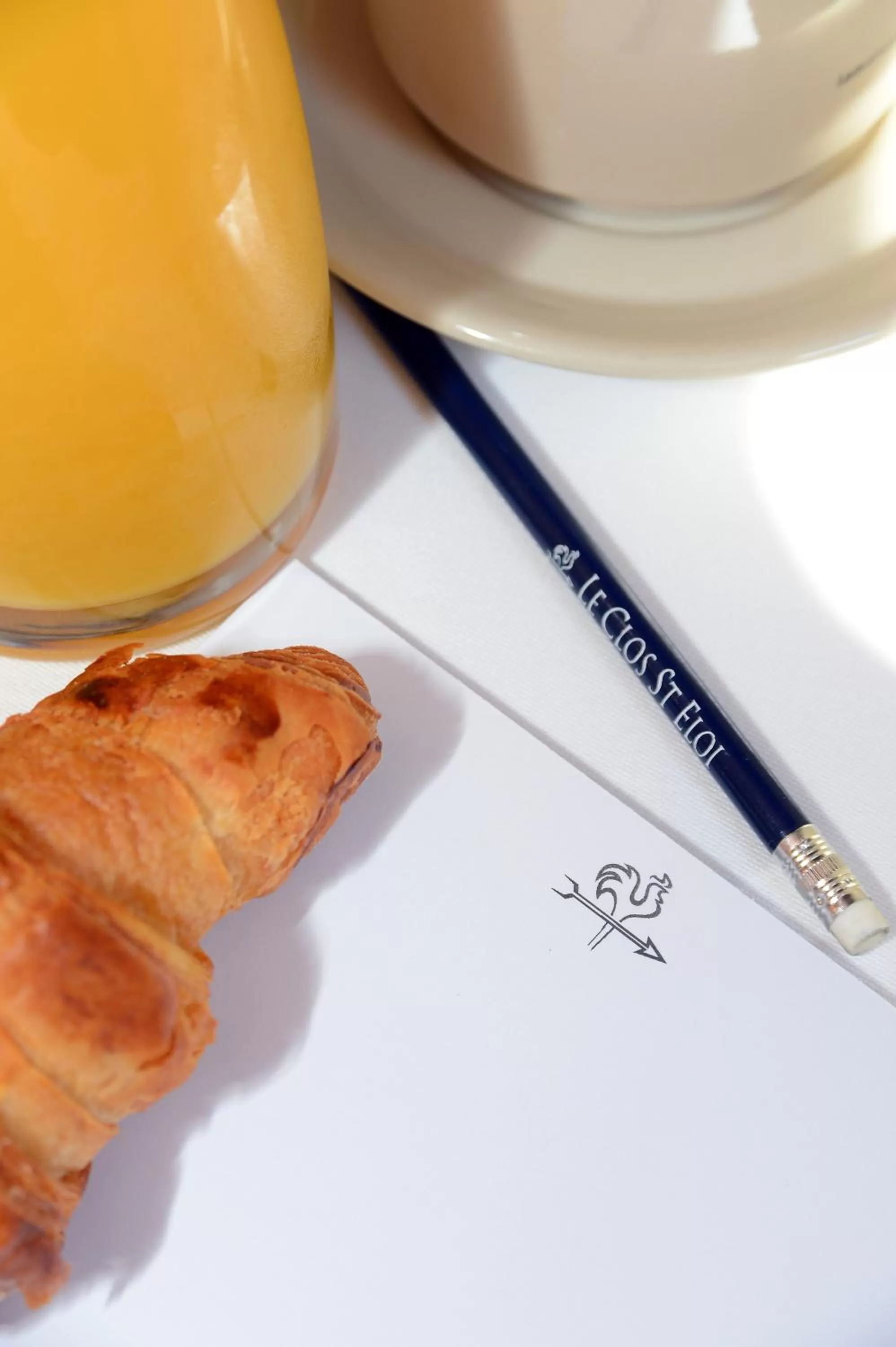 Food in Clos St Eloi, The Originals Relais (Relais du Silence)