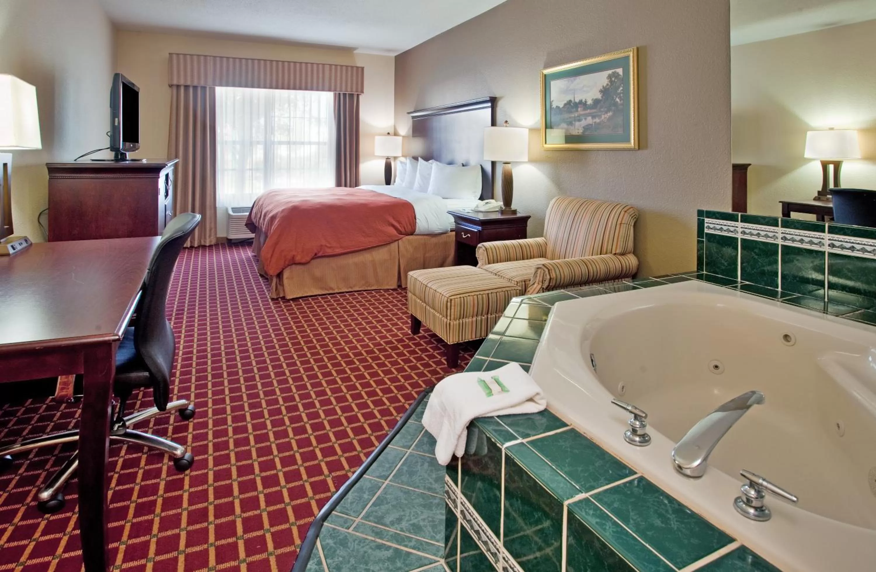Photo of the whole room, Bed in Country Inn & Suites by Radisson, Columbia, SC