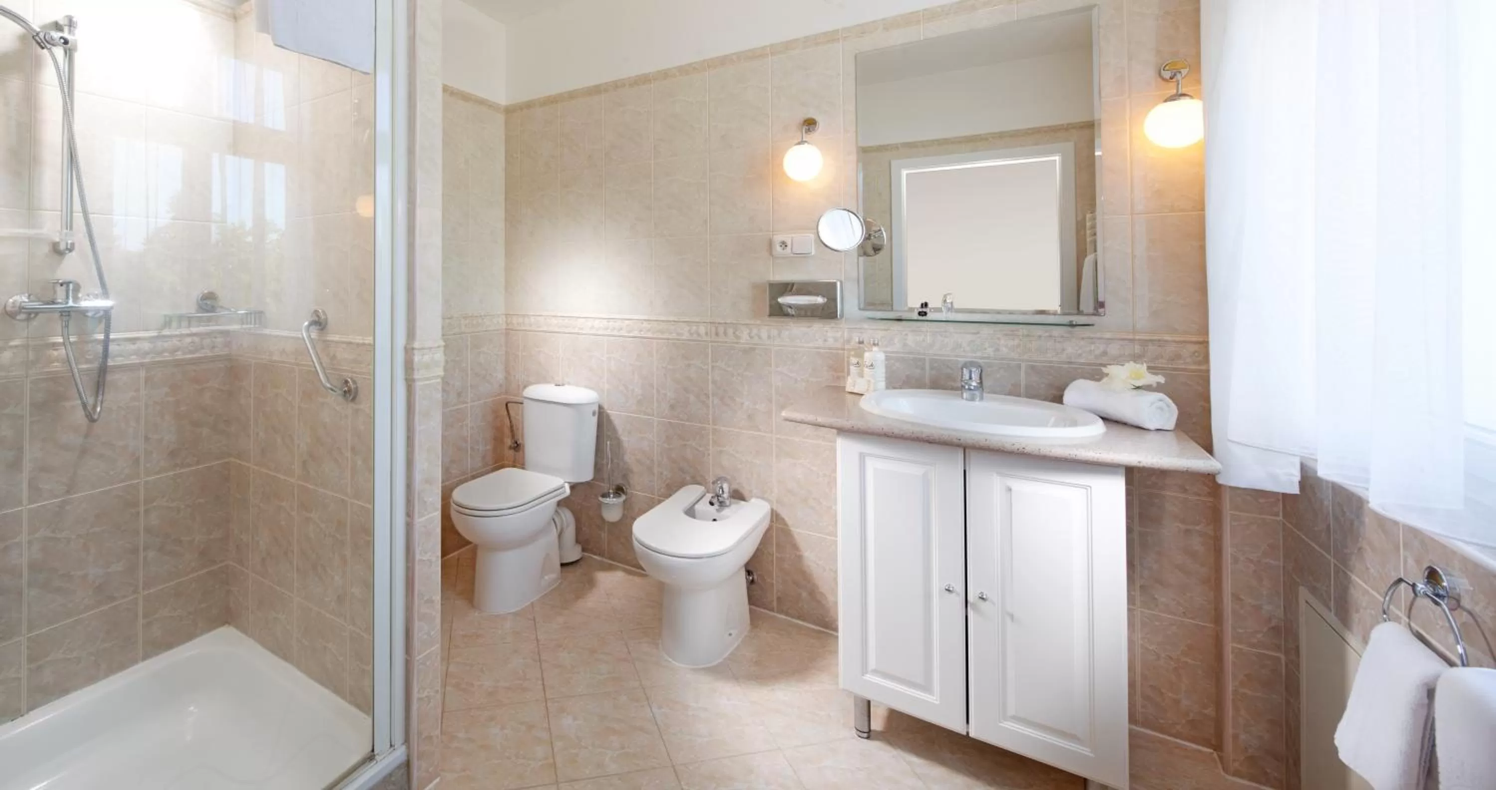 Bathroom in Imperial Spa & Kurhotel