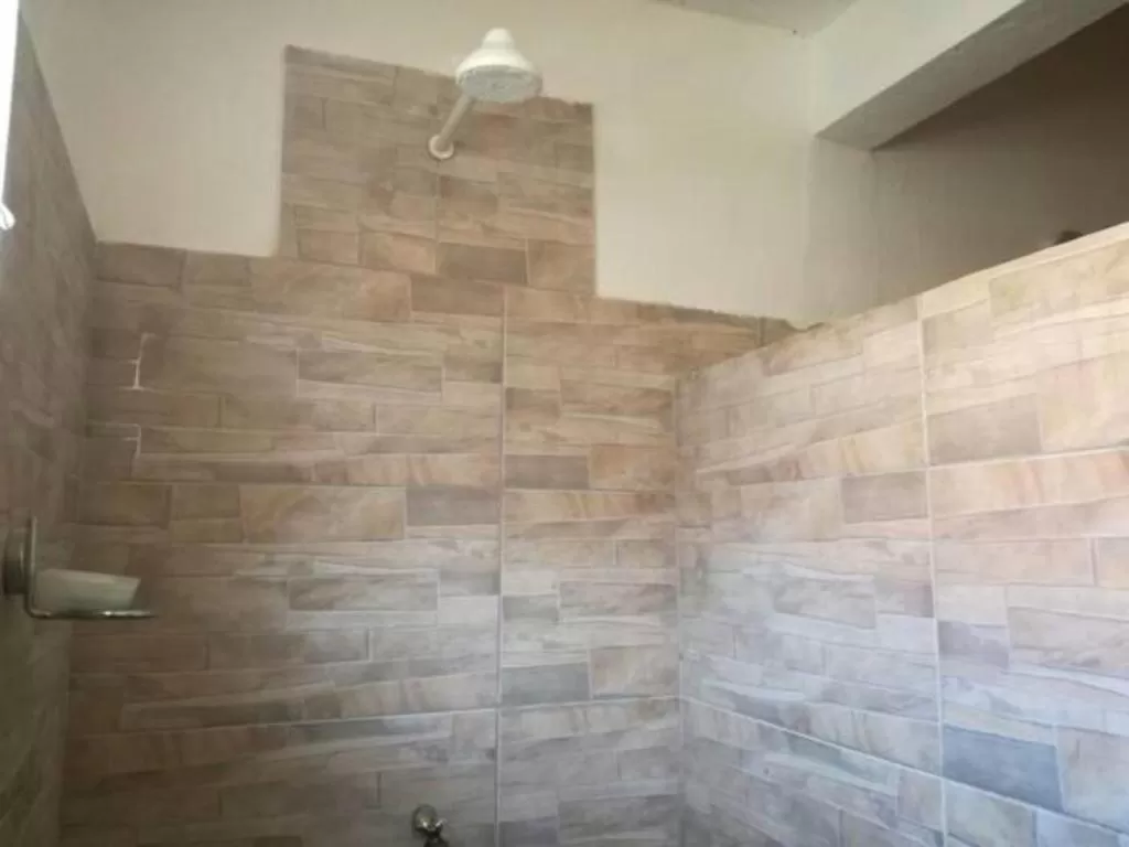 Shower in B&B Pedra do Meio