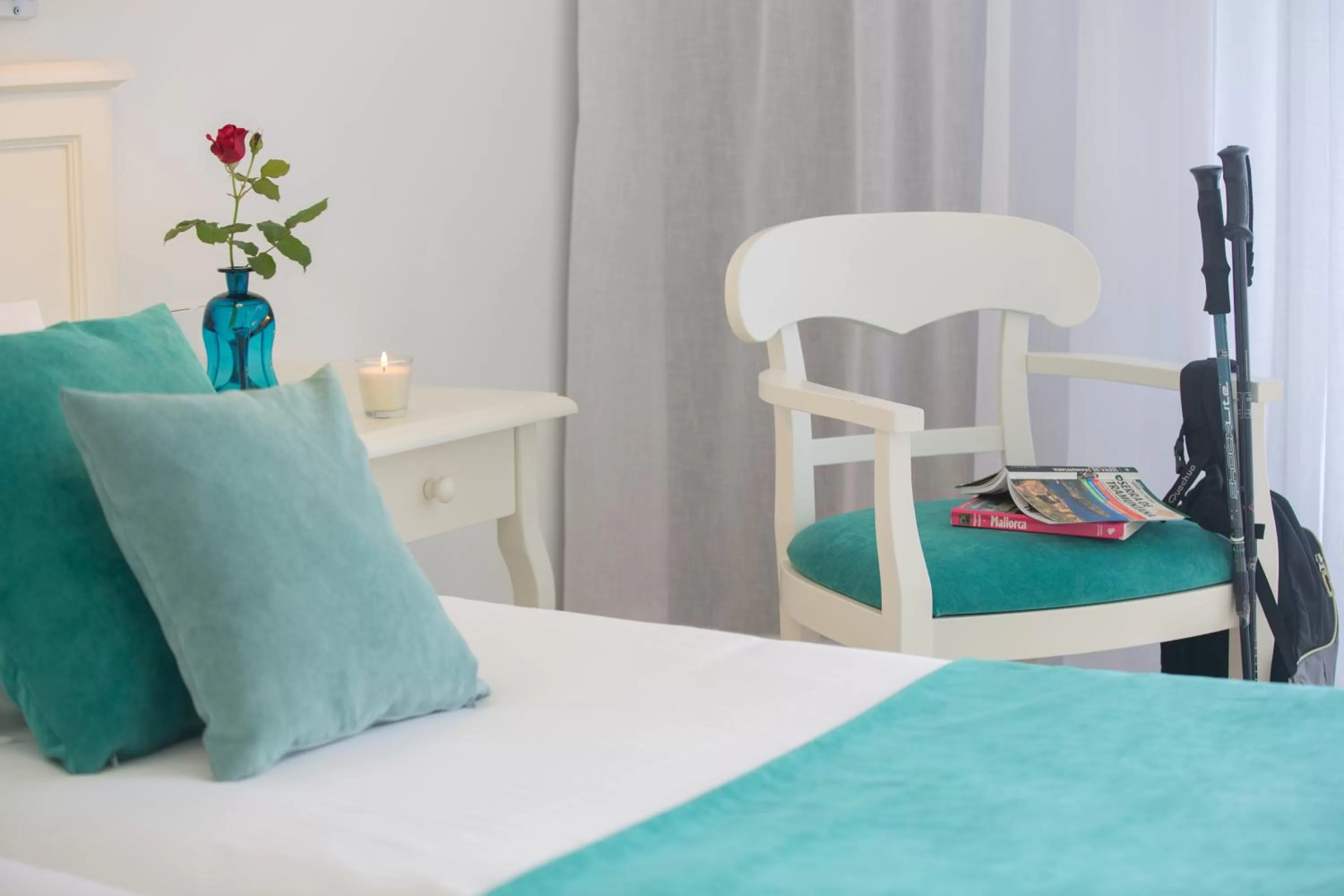 Bedroom, Seating Area in Hotel Marina