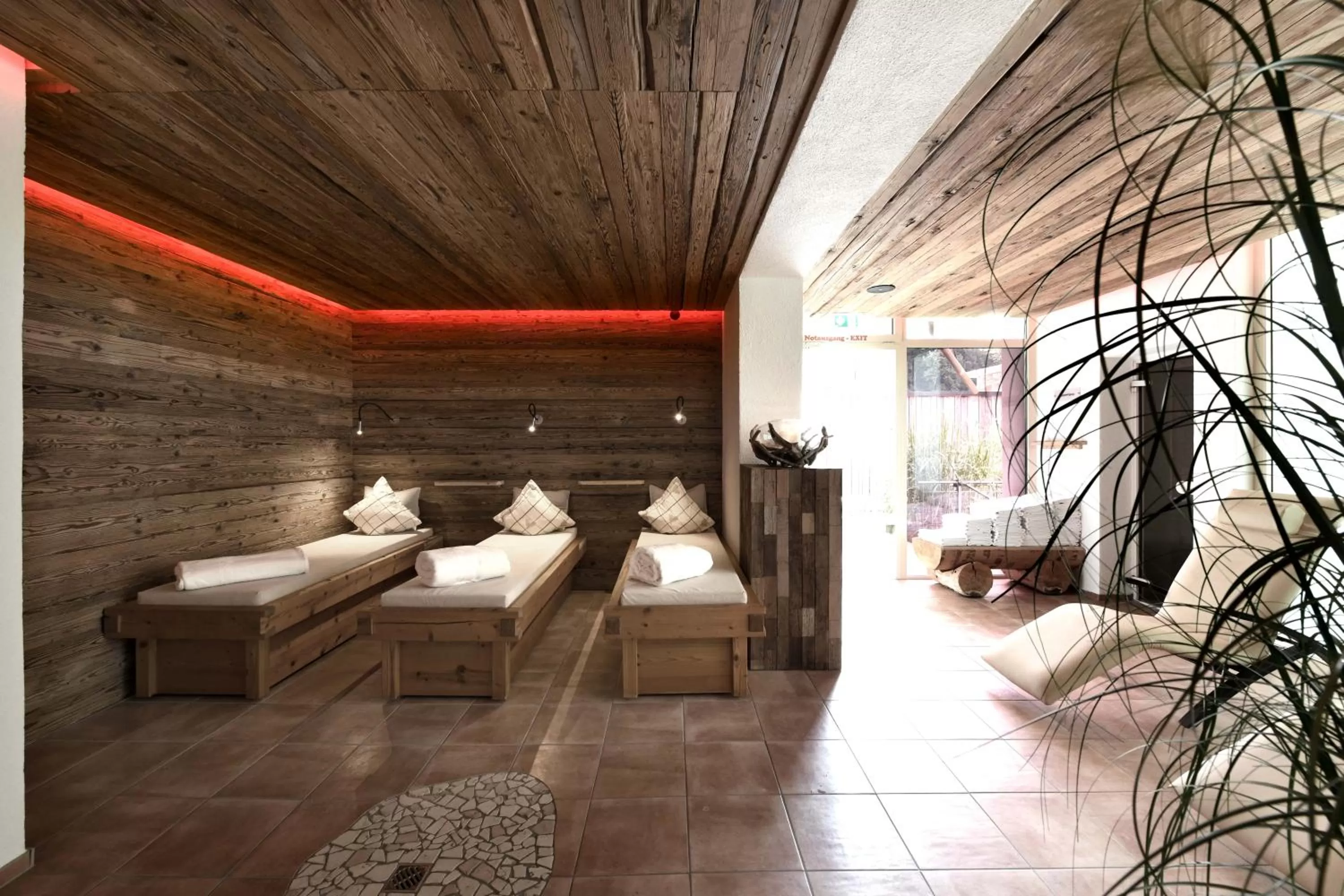 Sauna, Bed in Hotel St Hubertus