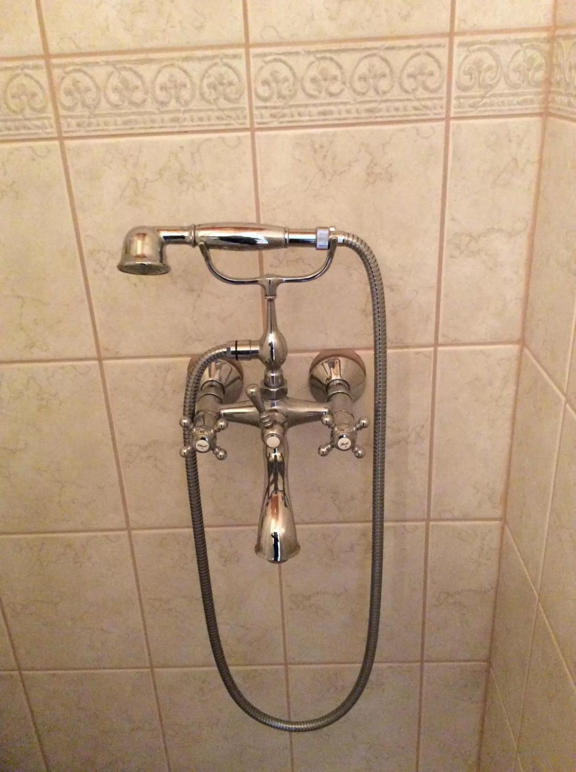 Shower in Tiittalan Kartano