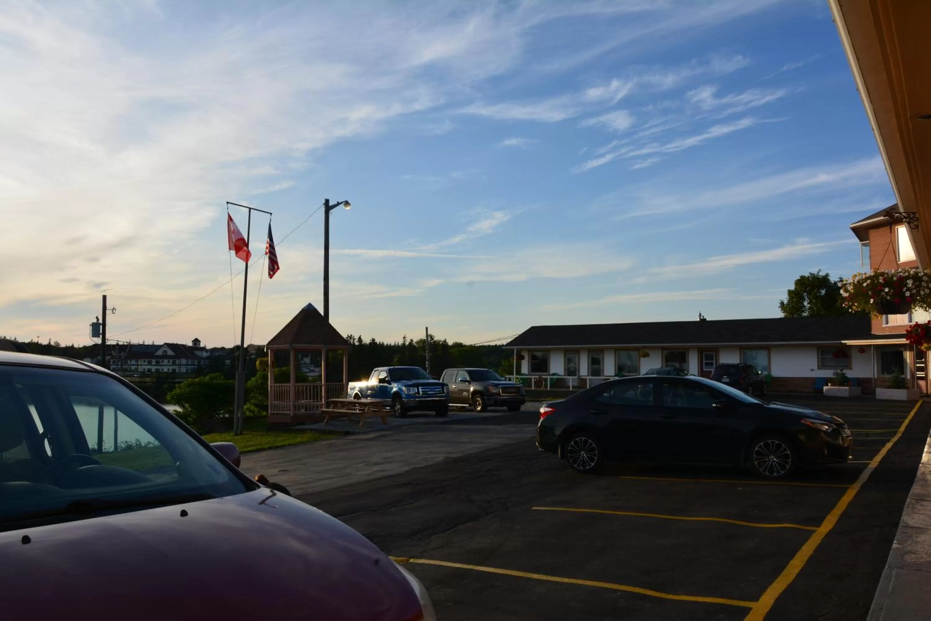 Sunset in Novastar Motel On The Lake