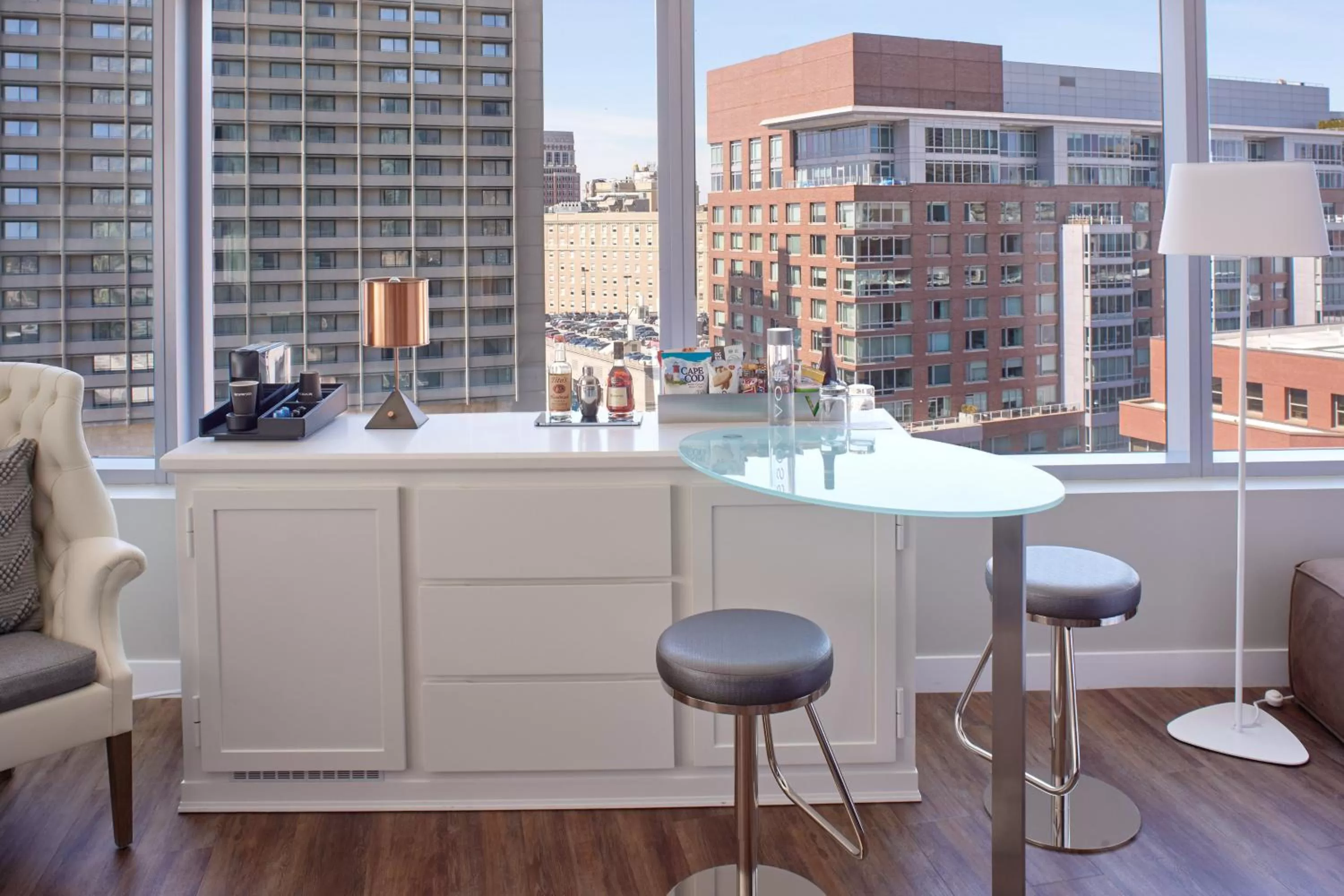 Photo of the whole room in W Boston