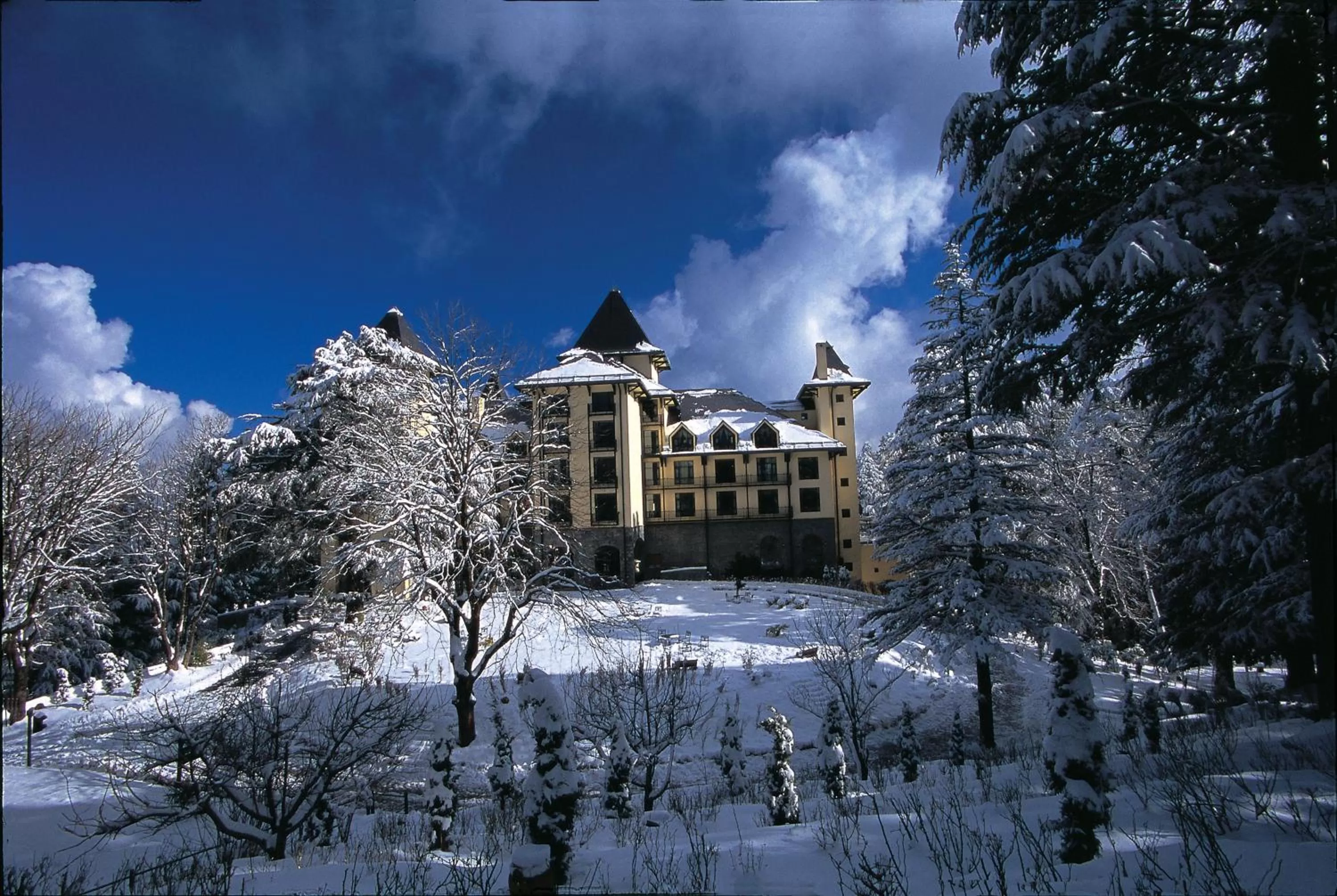Winter in Wildflower Hall, An Oberoi Resort, Shimla