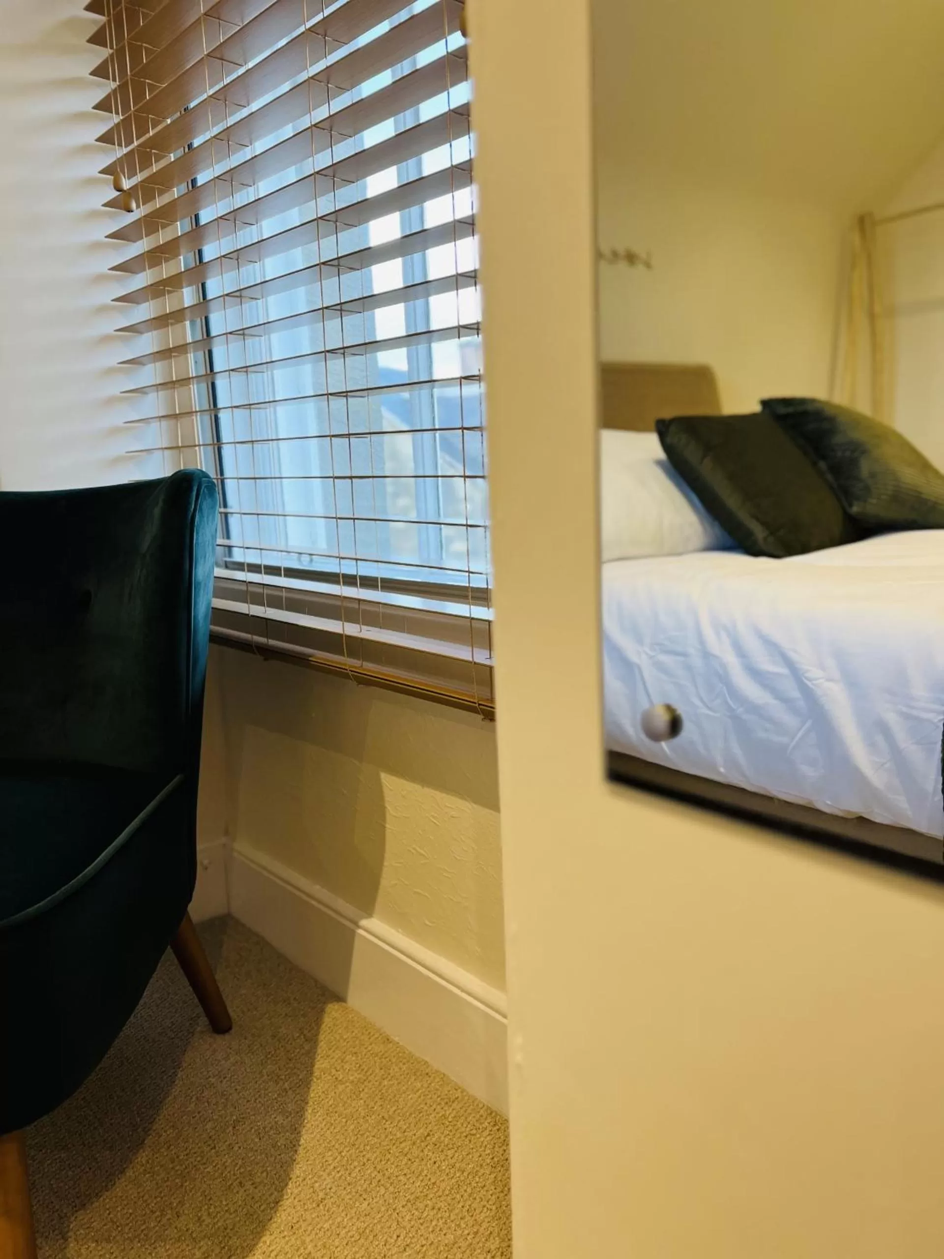 Bedroom, Bed in St Duthus Villa Guesthouse