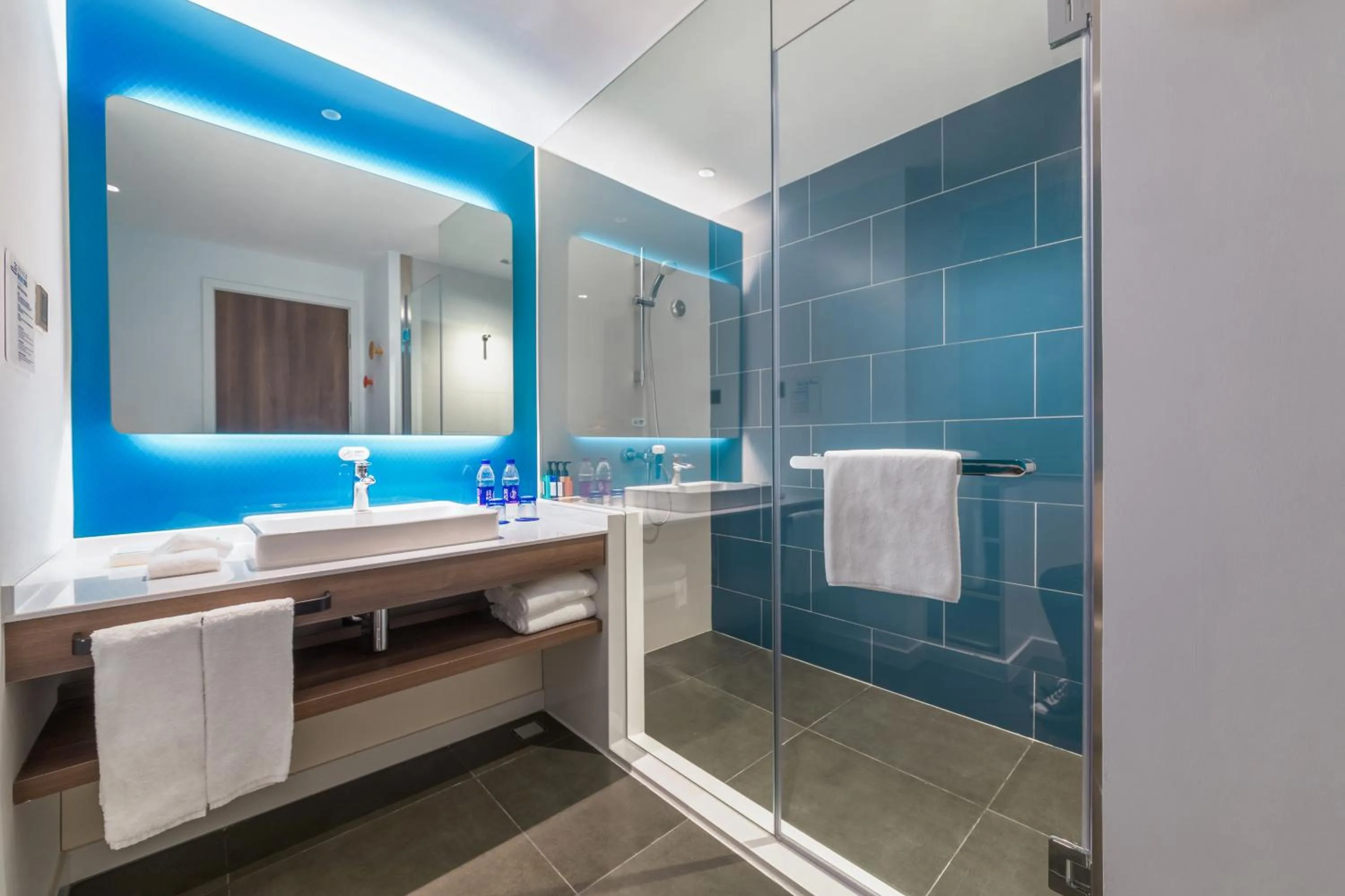 Bathroom in Holiday Inn Express Beijing Shijingshan Lakeview by IHG