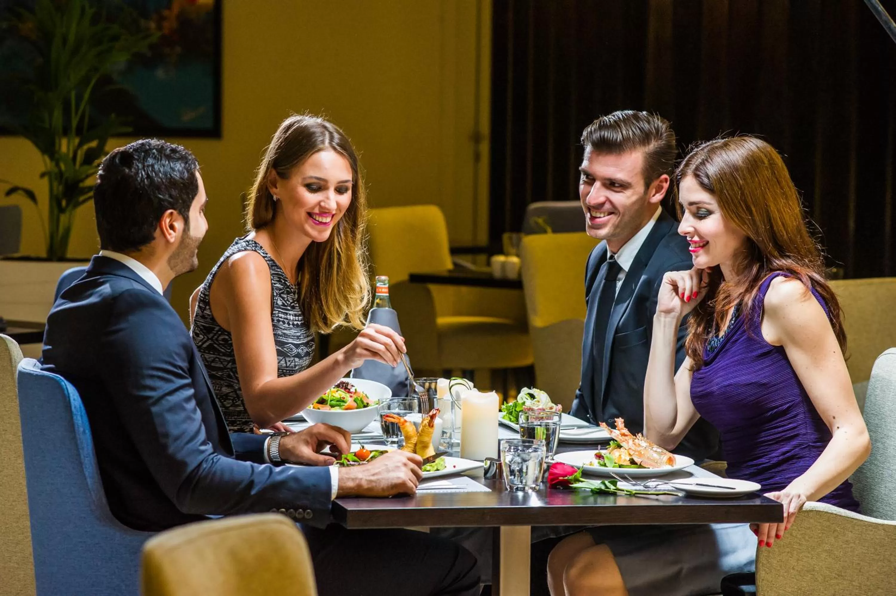 Restaurant/places to eat in Somewhere Hotel Apartment