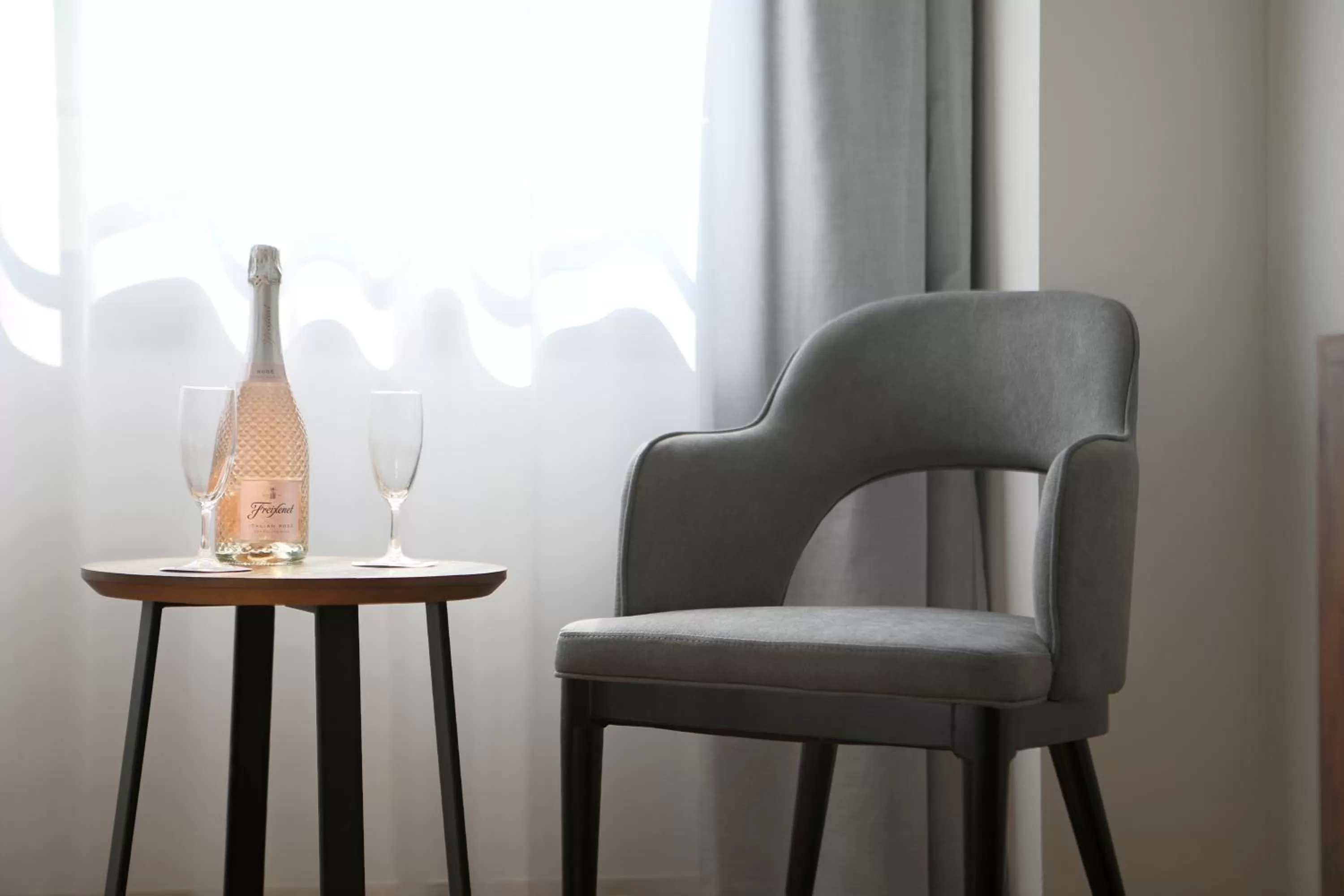 Seating area in Hotel Villa Odon