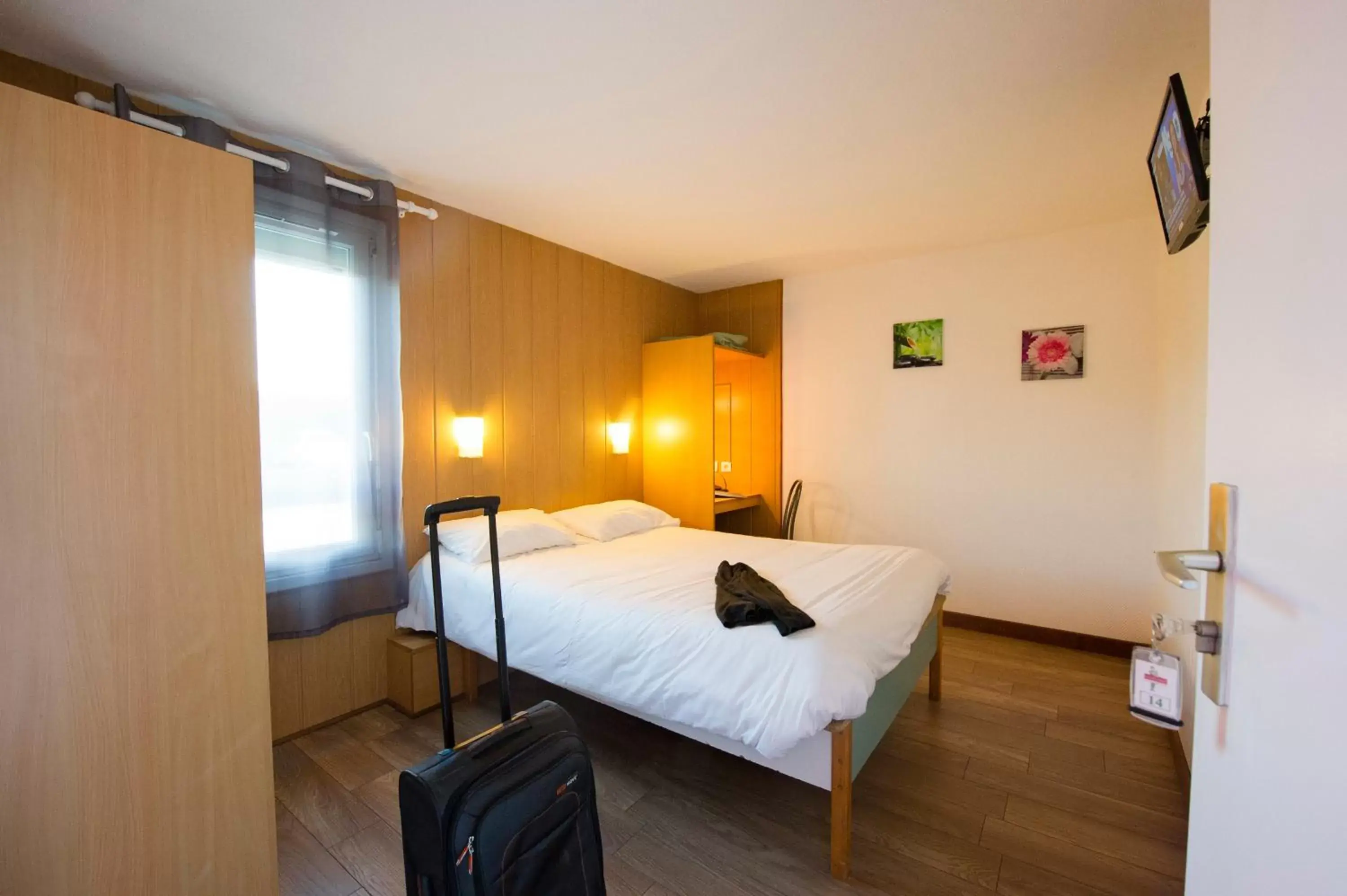 Brit Hotel Essentiel Pau Lescar Brit Hotel Essentiel Pau Lescar