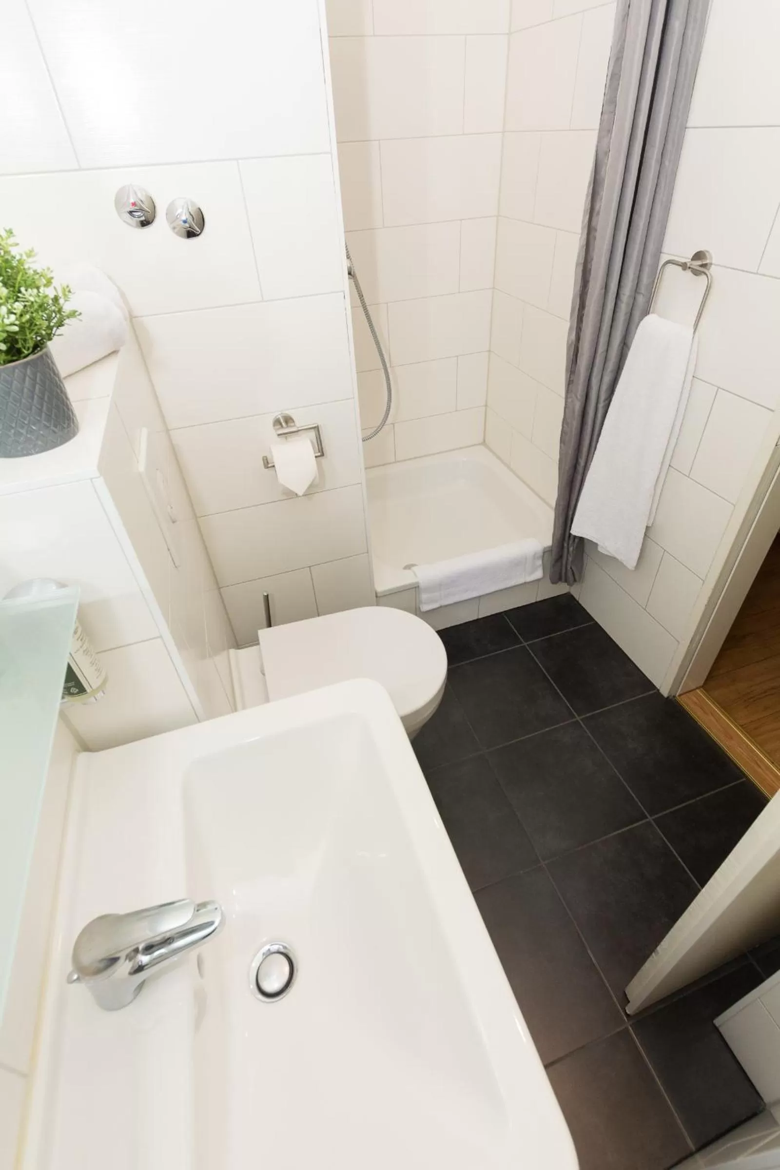 Bathroom in Old Town Hotel