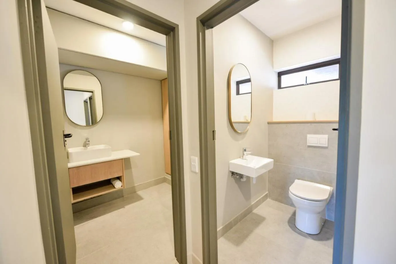 Bathroom in All Africa House (University Of Cape Town)