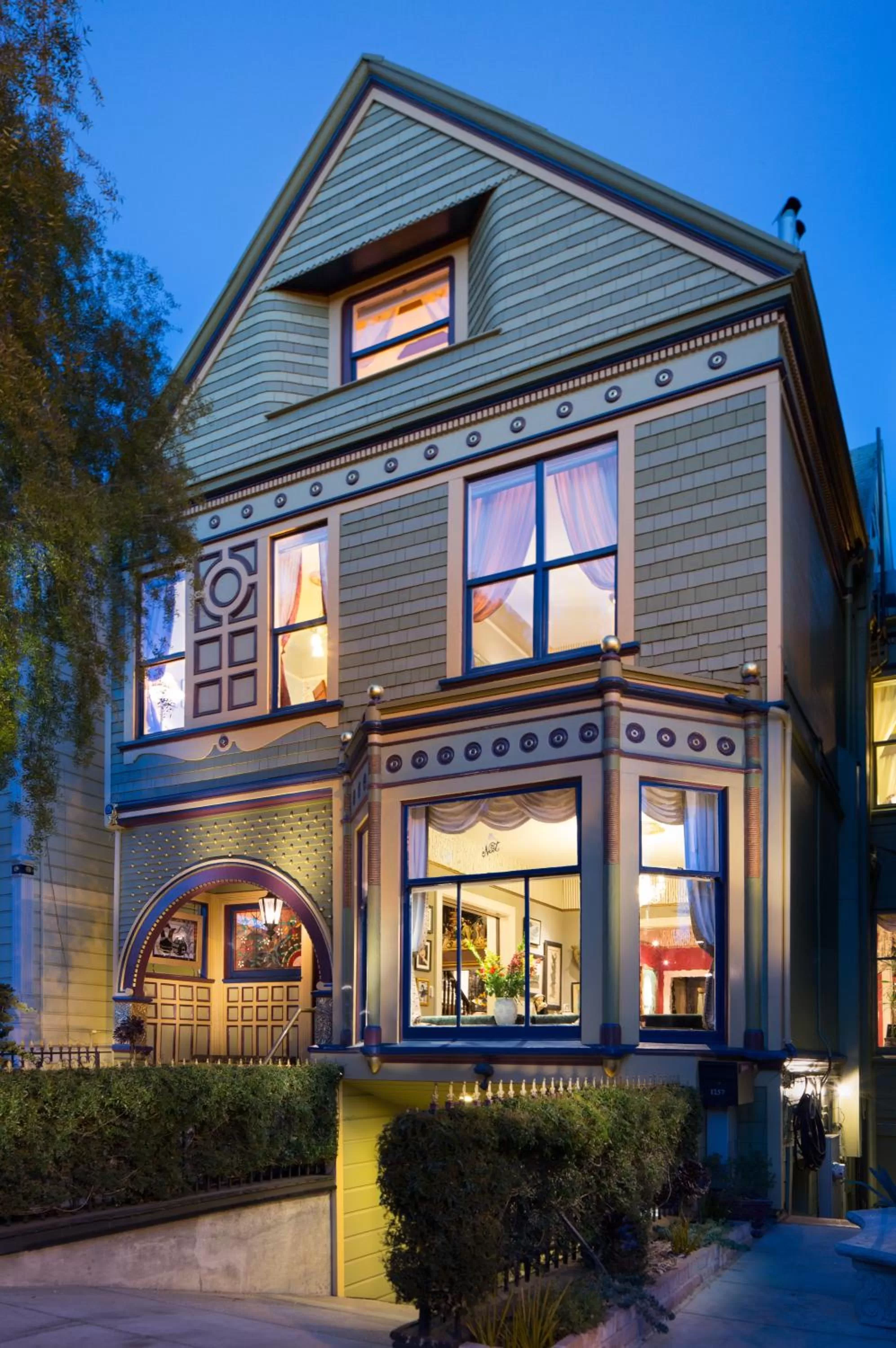 Facade/Entrance in Noe's Nest Bed and Breakfast