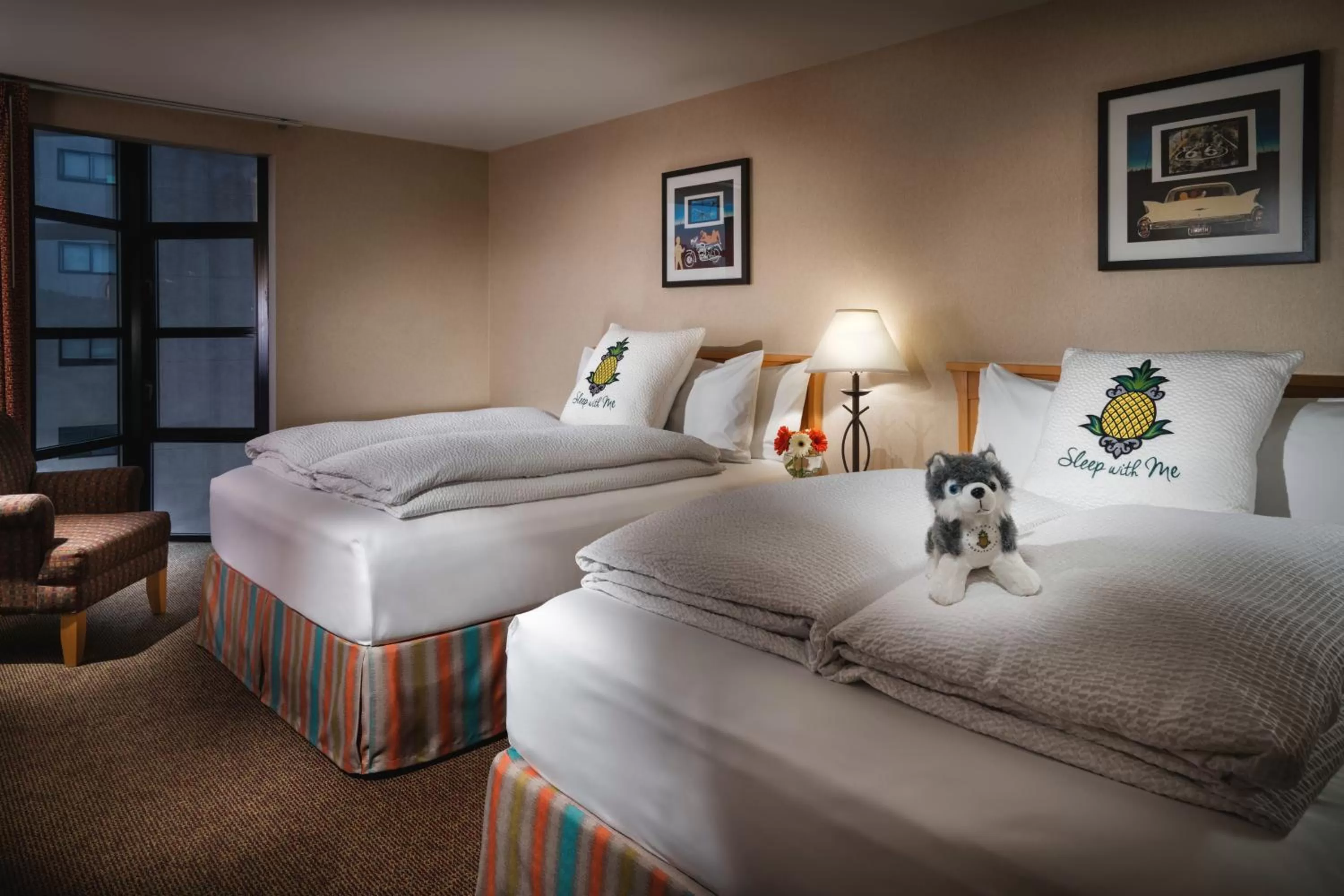 Photo of the whole room, Bed in Staypineapple, University Inn, University District Seattle