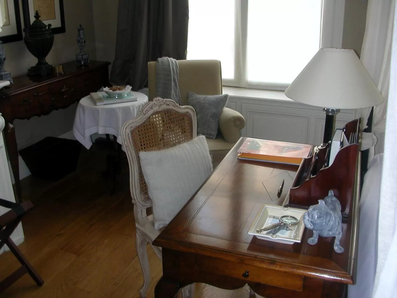 Decorative detail in Hotel Recour