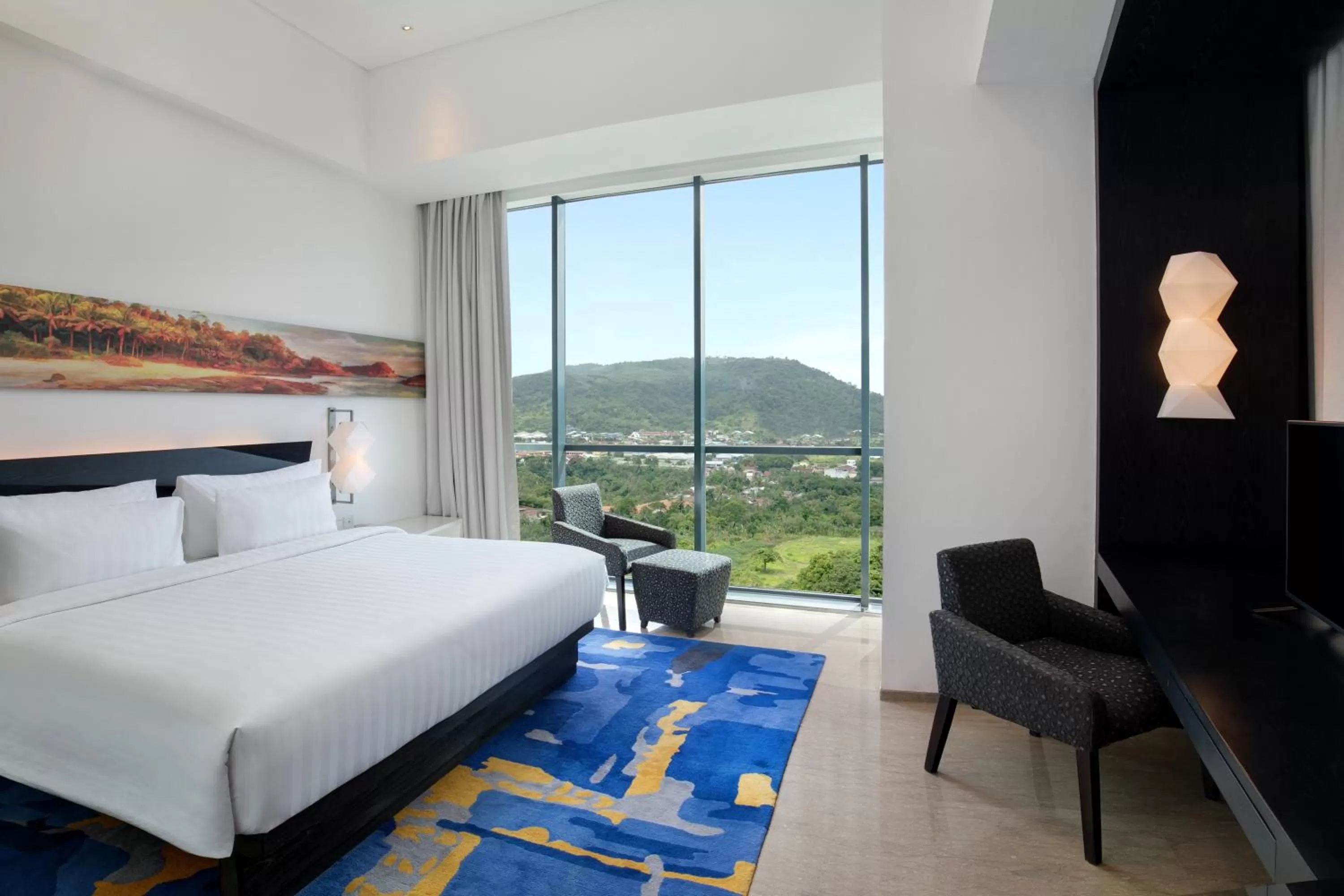 Mountain view, Bed in Novotel Lampung