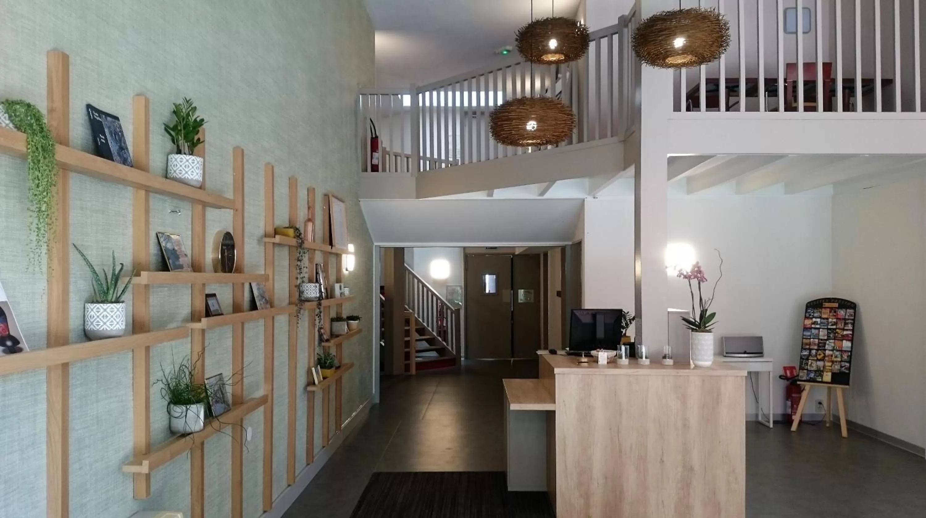 Lobby or reception in HALT HOTEL - Choisissez l'Hôtellerie Indépendante