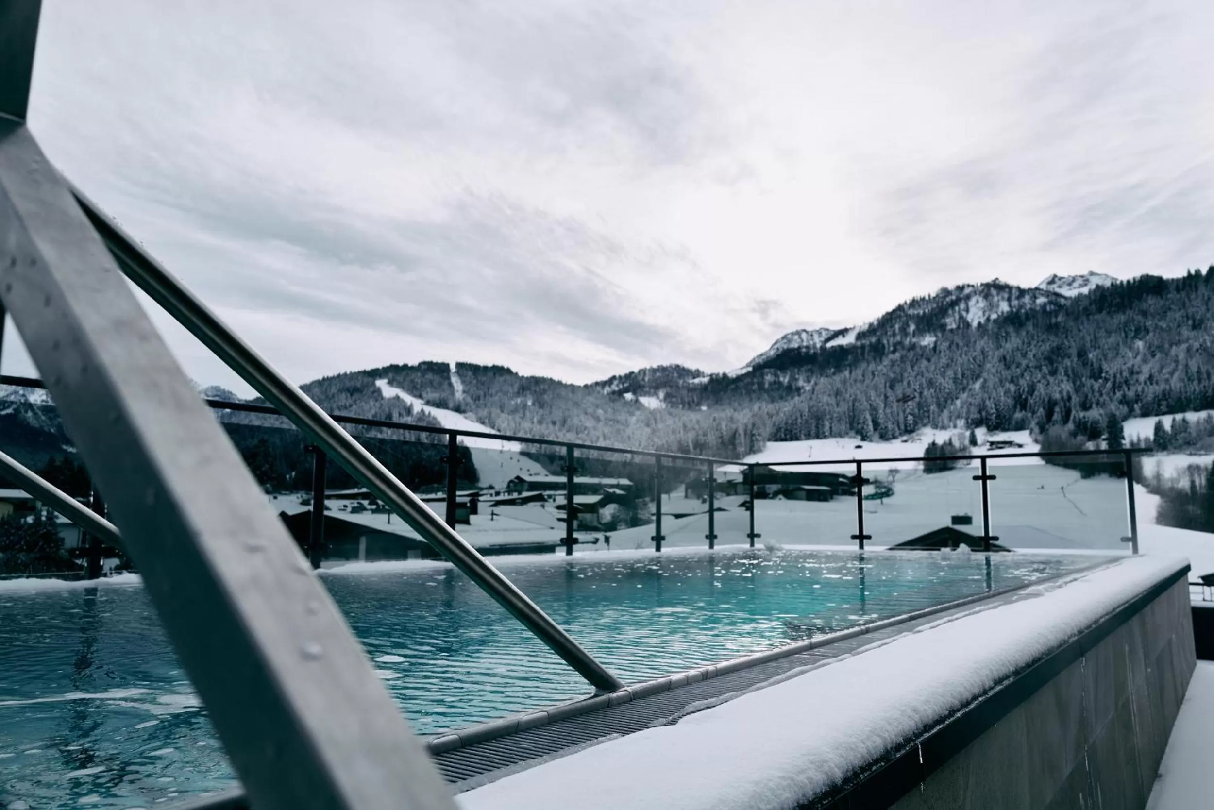 Swimming pool in Home suite home